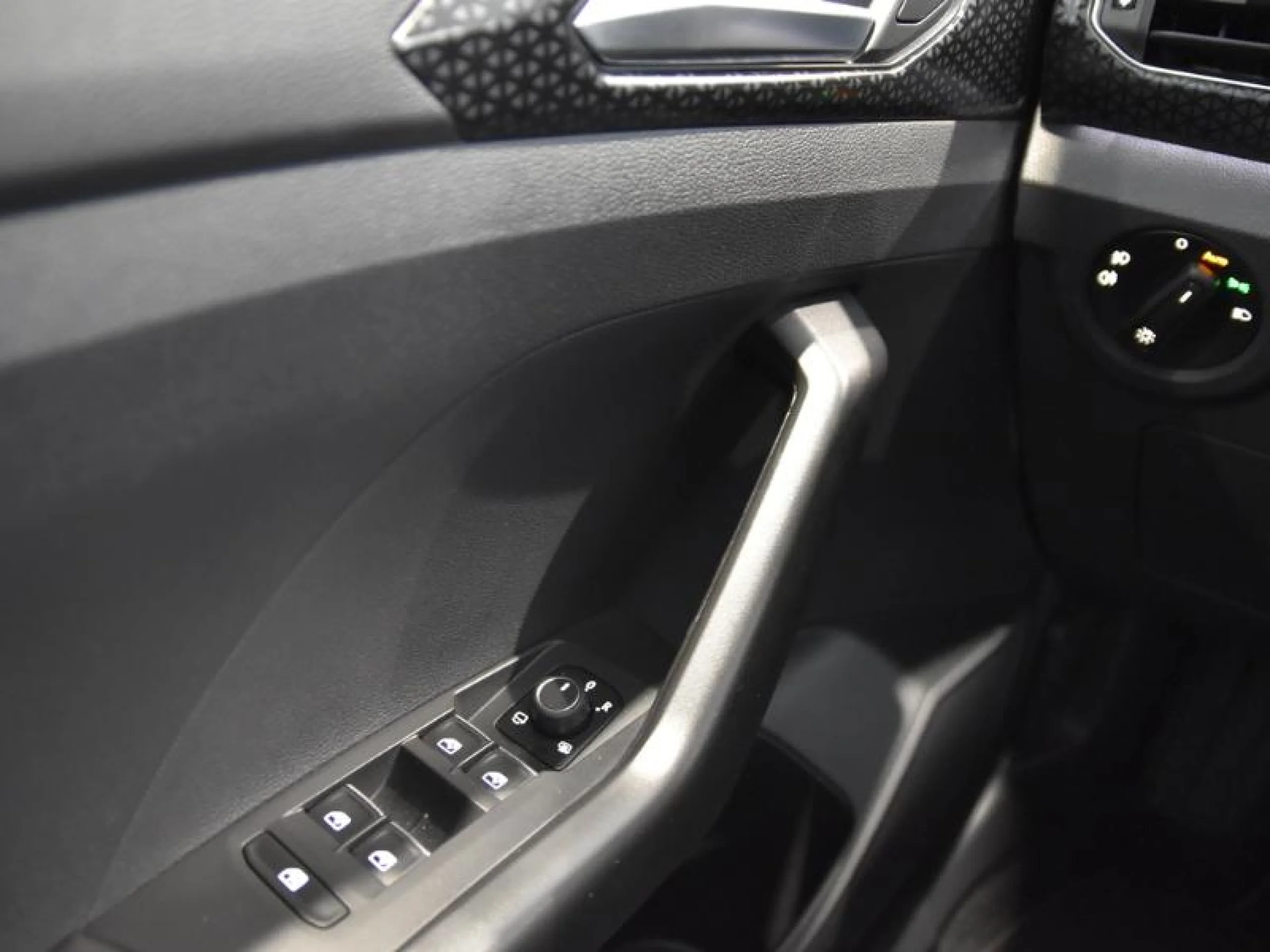 VOLKSWAGEN T CROSS SPORT 1.5 TSI 110KW (150CV) DSG - Foto 15