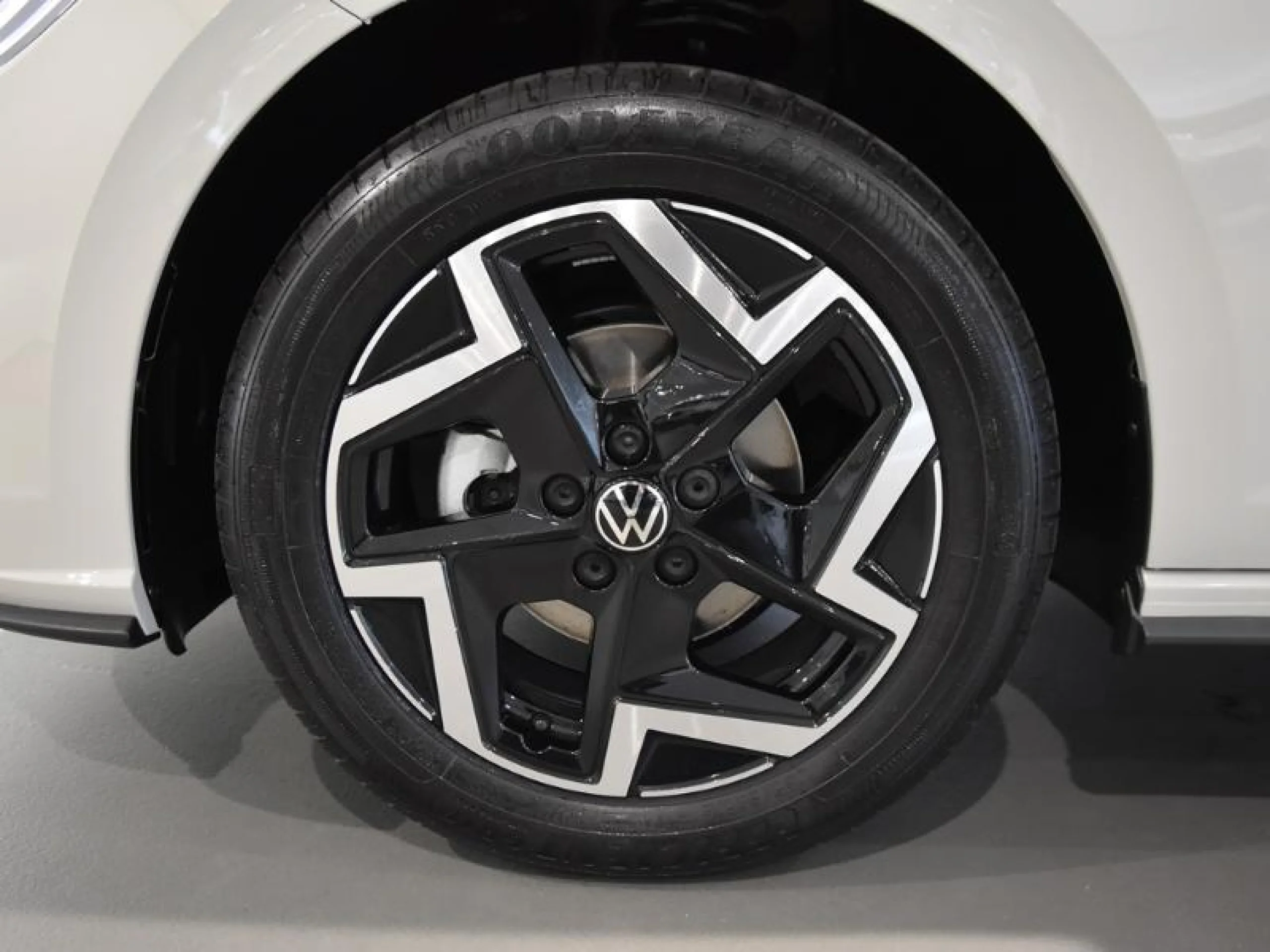 VOLKSWAGEN POLO POLO R LINE  1.0 TSI 70 KW (95 CV)  5 VEL. - Foto 8