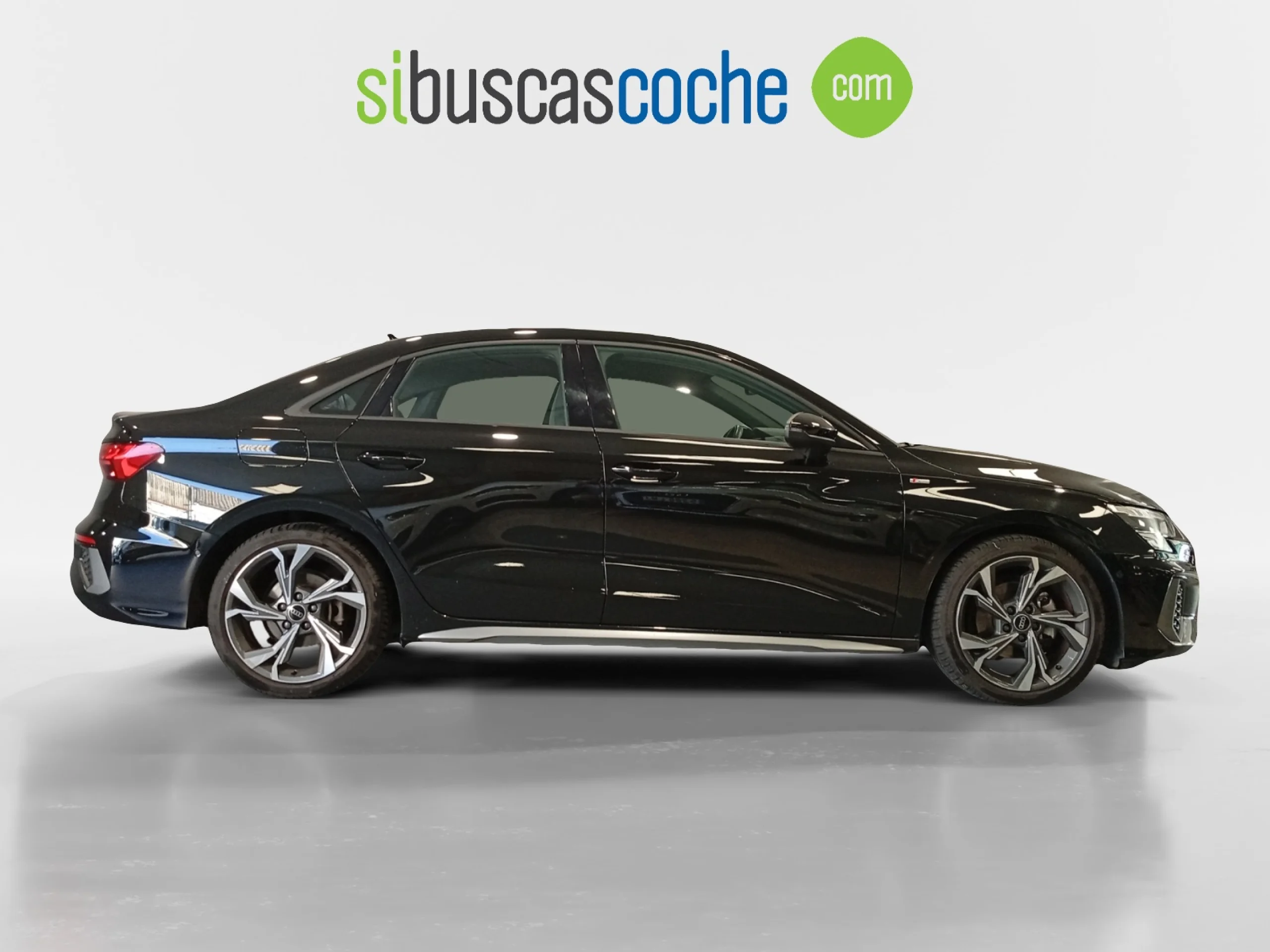AUDI A3 SEDAN S LINE 35 TFSI 110KW S TRONIC - Foto 3