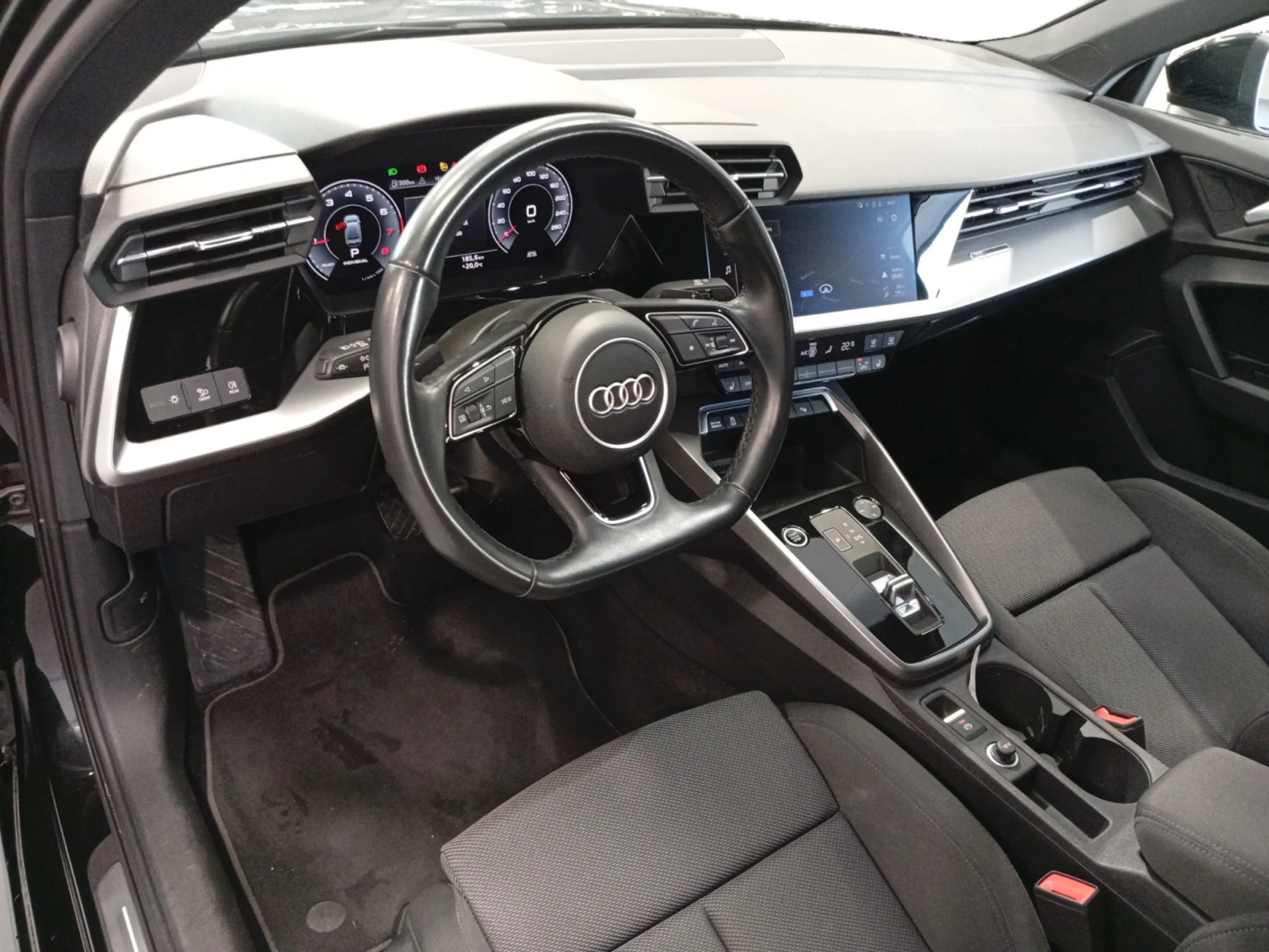 AUDI A3 SEDAN S LINE 35 TFSI 110KW S TRONIC - Foto 9