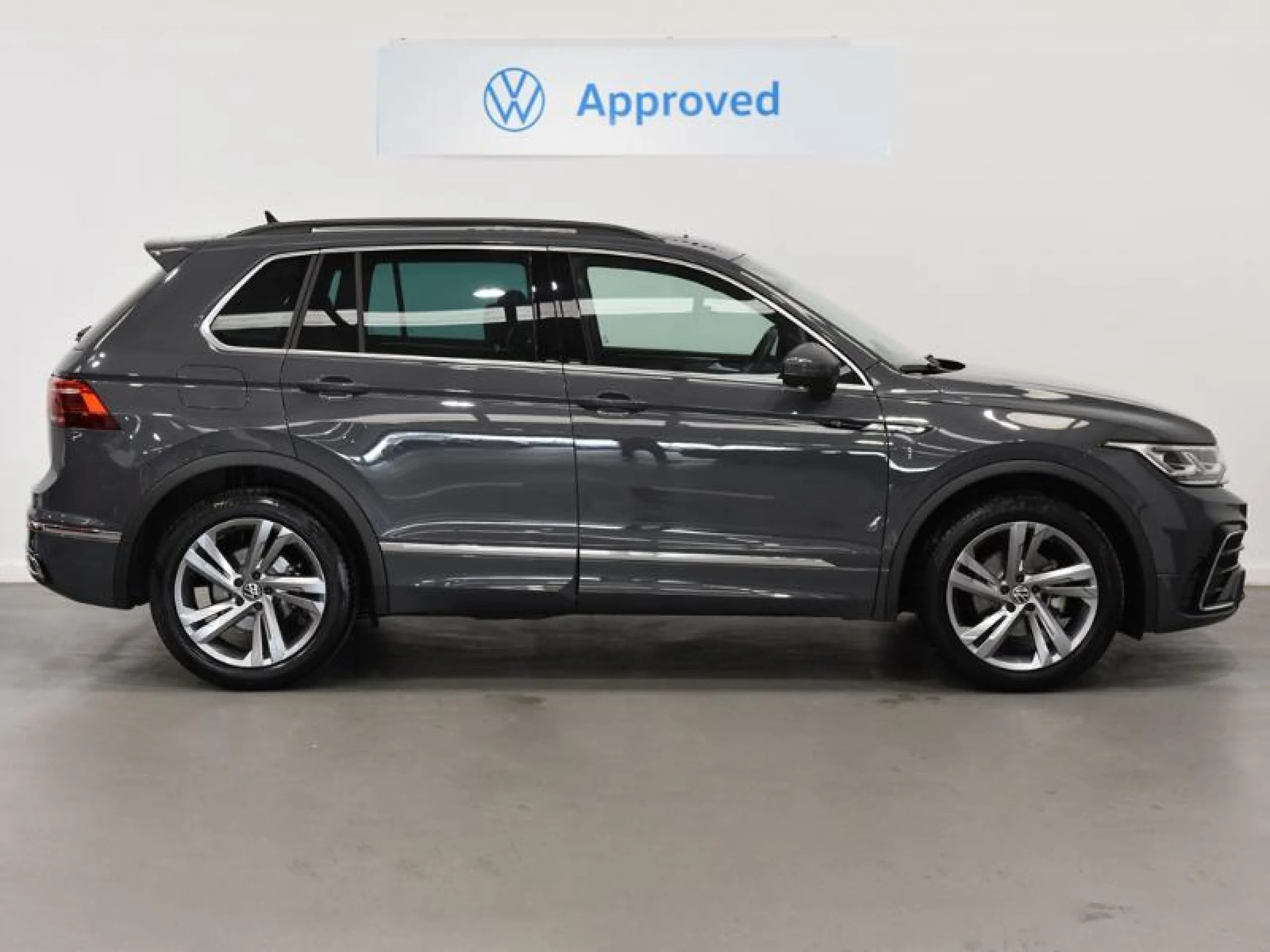 VOLKSWAGEN TIGUAN R LINE 2.0 TDI 110KW (150CV) DSG - Foto 3