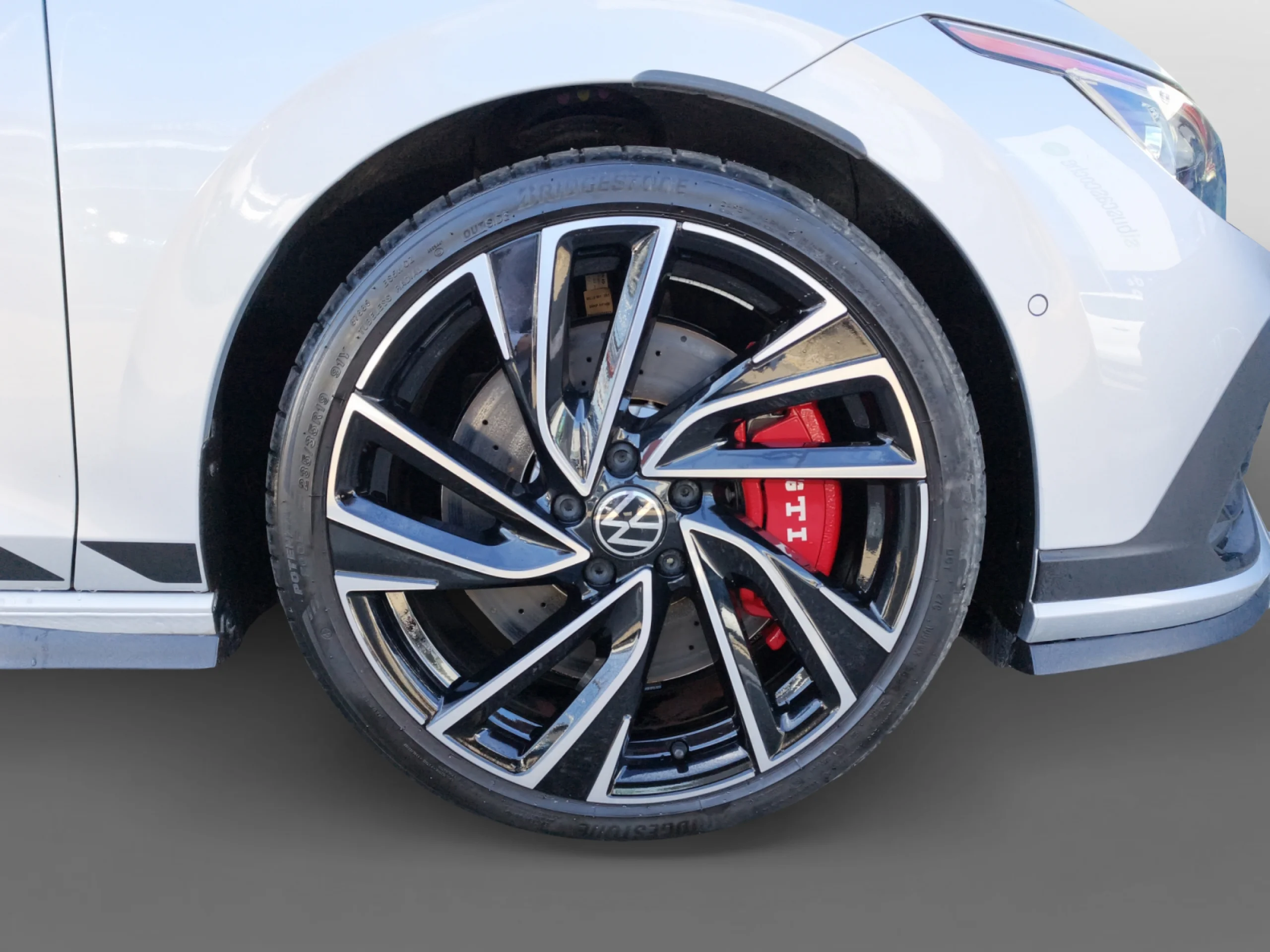 VOLKSWAGEN GOLF GTI CLUBSPORT 2.0 TSI 221KW (300CV) DSG - Foto 8