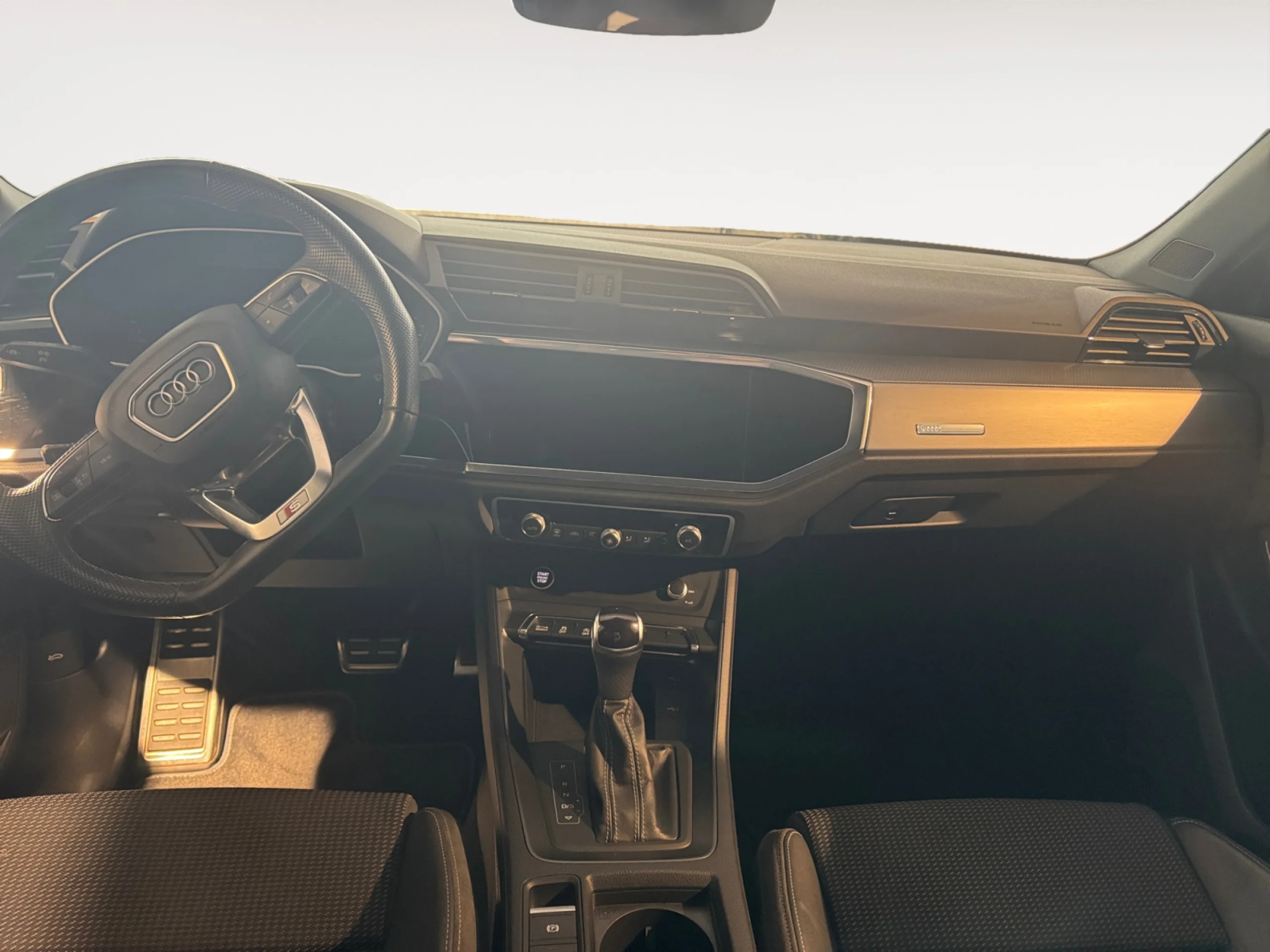 AUDI Q3 SPORTBACK 35 TFSI 110KW(150CV) S TRONIC BLACK LINE - Foto 7