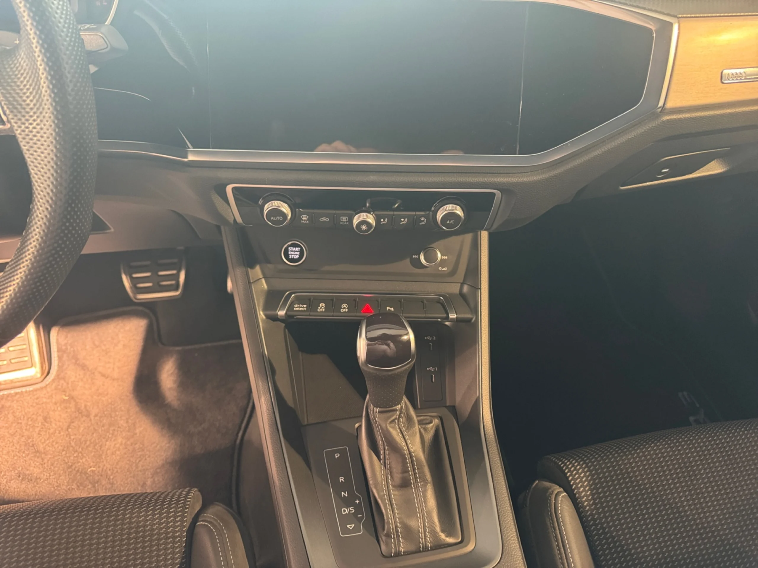 AUDI Q3 SPORTBACK 35 TFSI 110KW(150CV) S TRONIC BLACK LINE - Foto 15