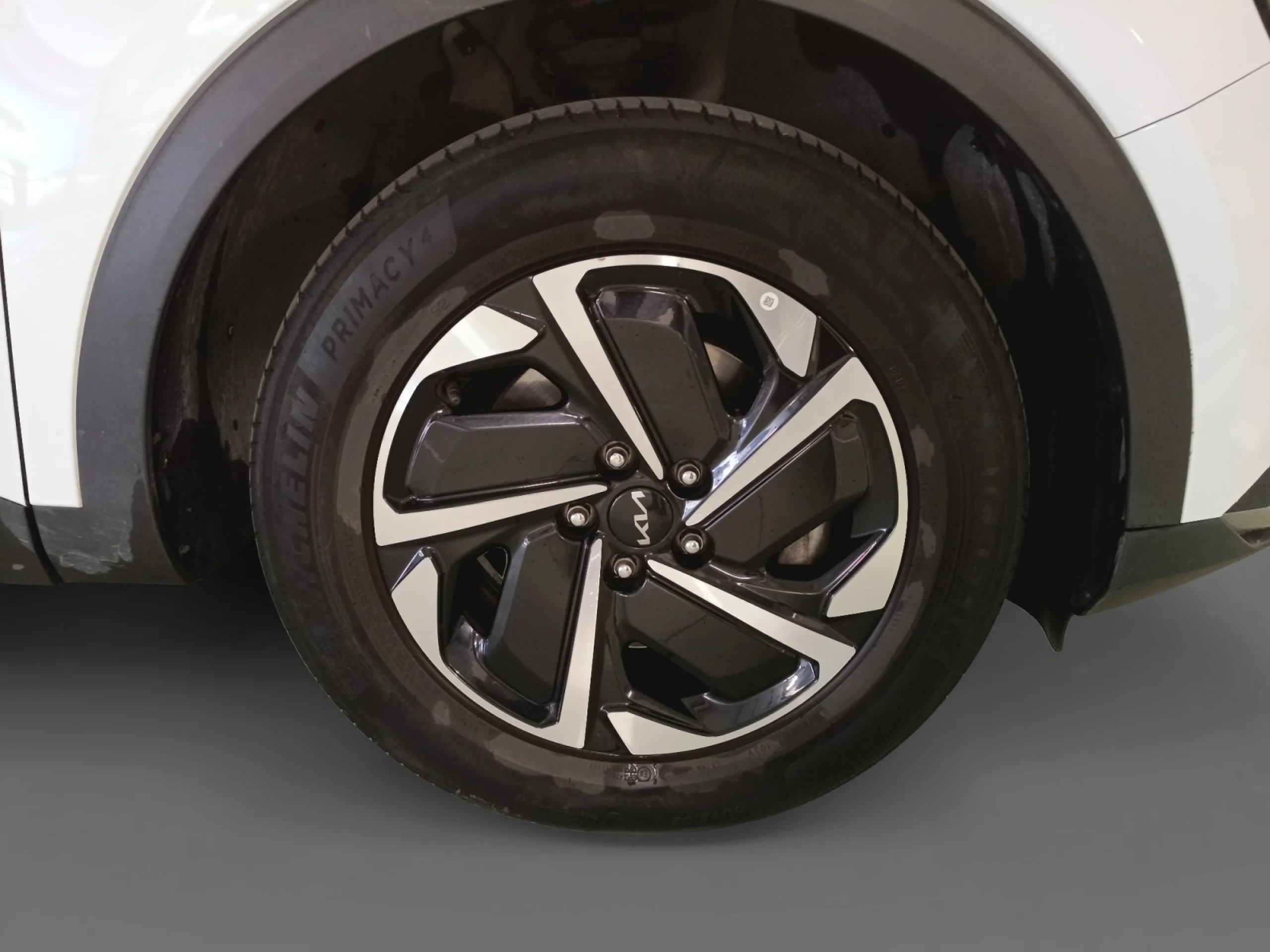 KIA SPORTAGE 1.6 T GDI HEV 171KW (230CV) DRIVE 4X2 - Foto 8