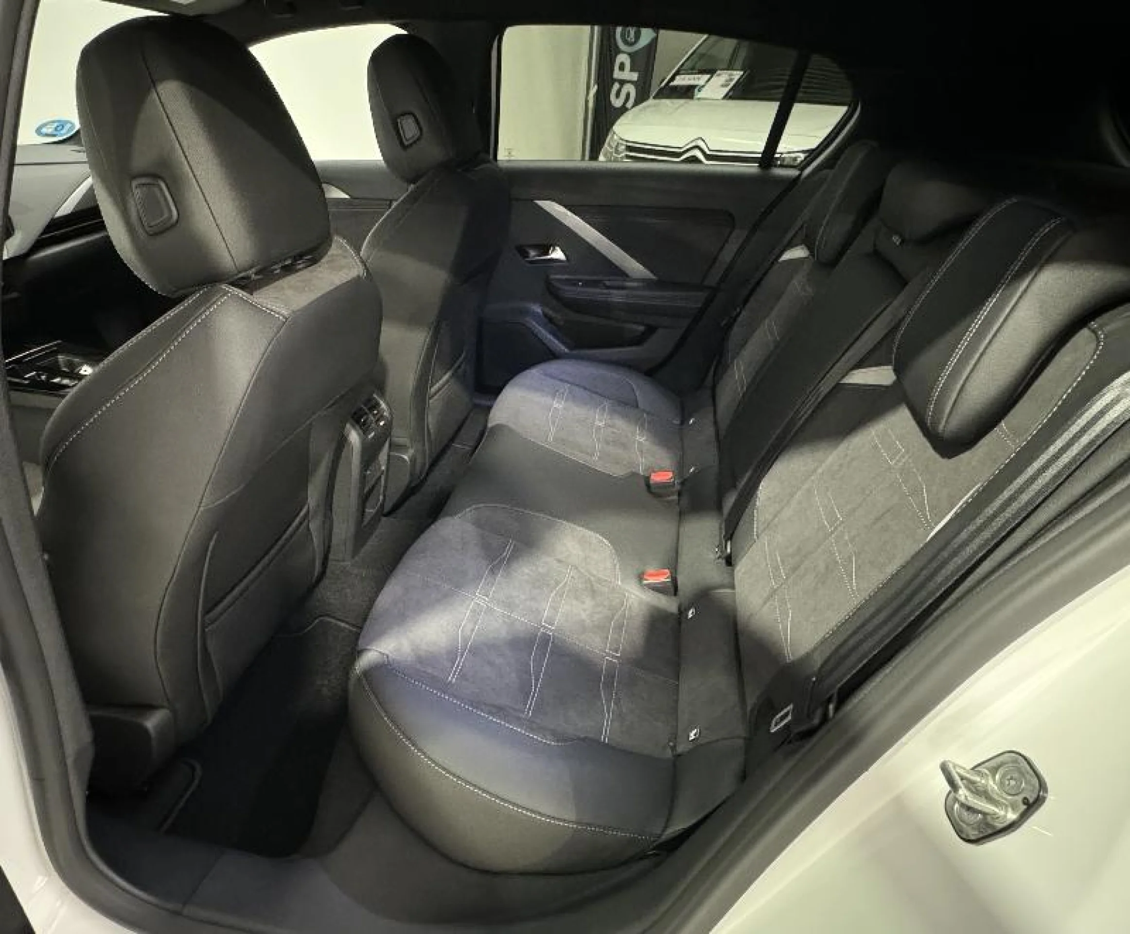 OPEL ASTRA ELECTRIC 54KWH GS AUTO - Foto 8