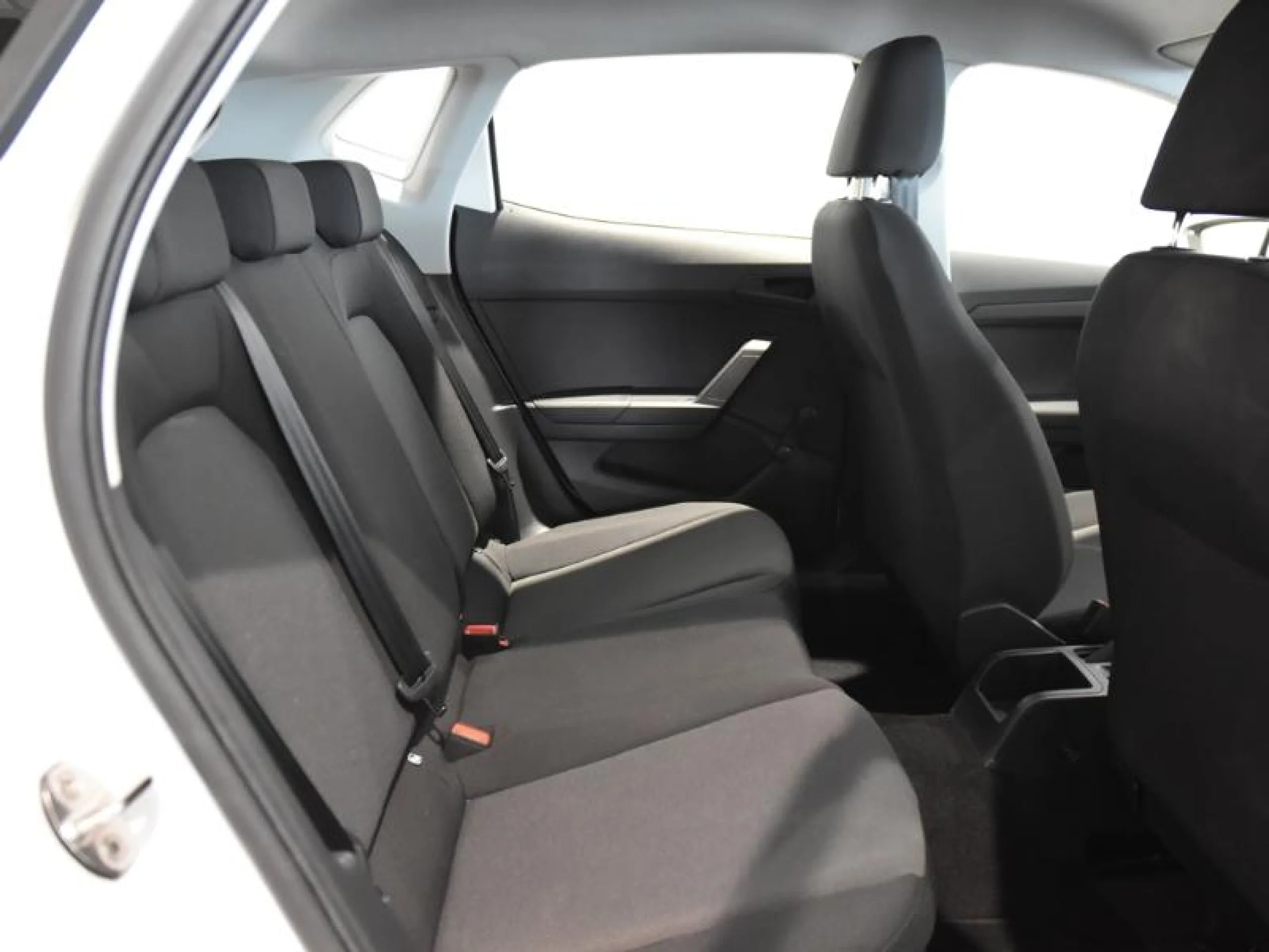 SEAT IBIZA 1.6 TDI 70KW (95CV) REFERENCE PLUS - Foto 6