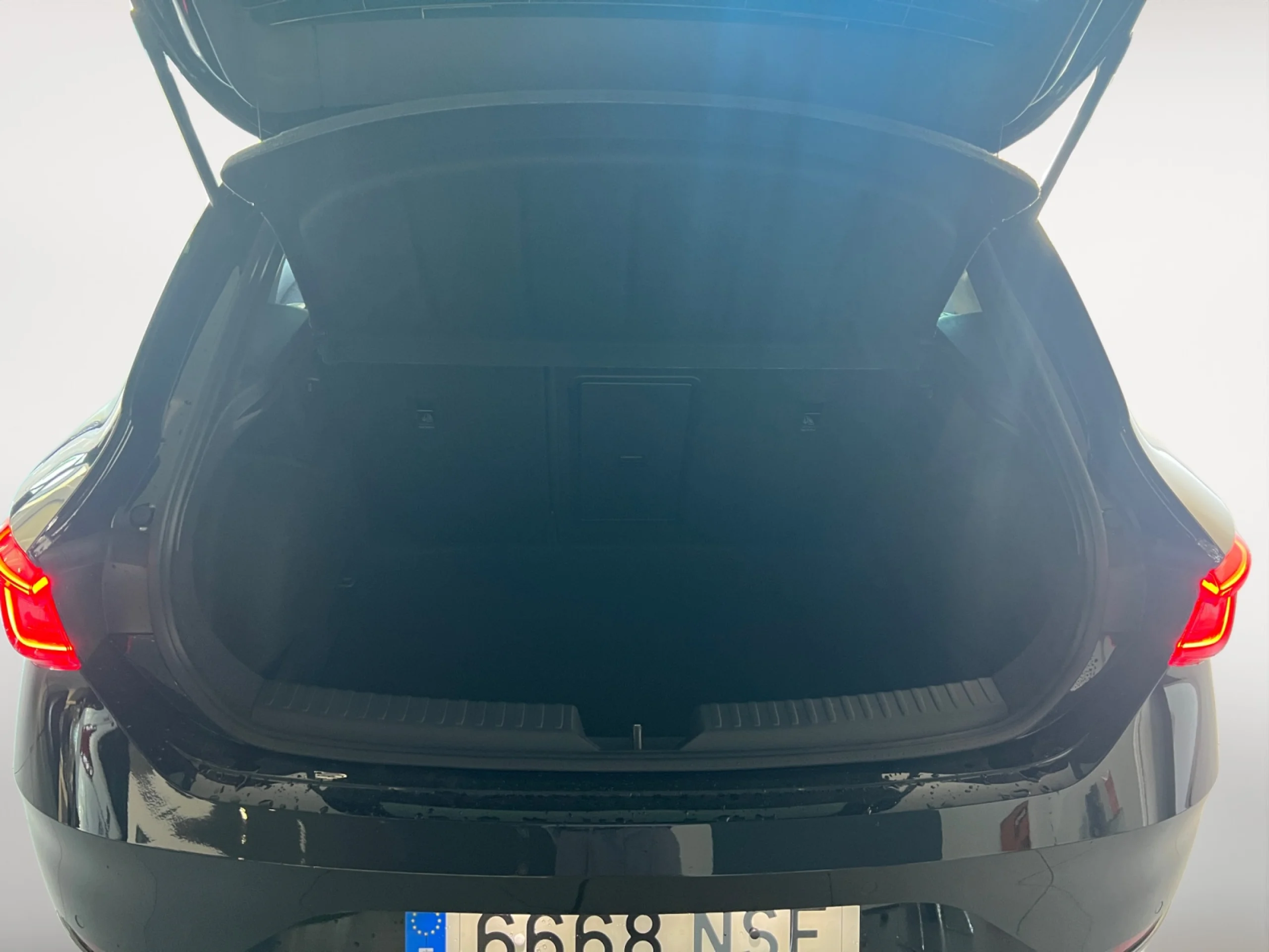 SEAT LEON 1.5 ETSI 110KW DSG S&S FR SPEC EDITION - Foto 8