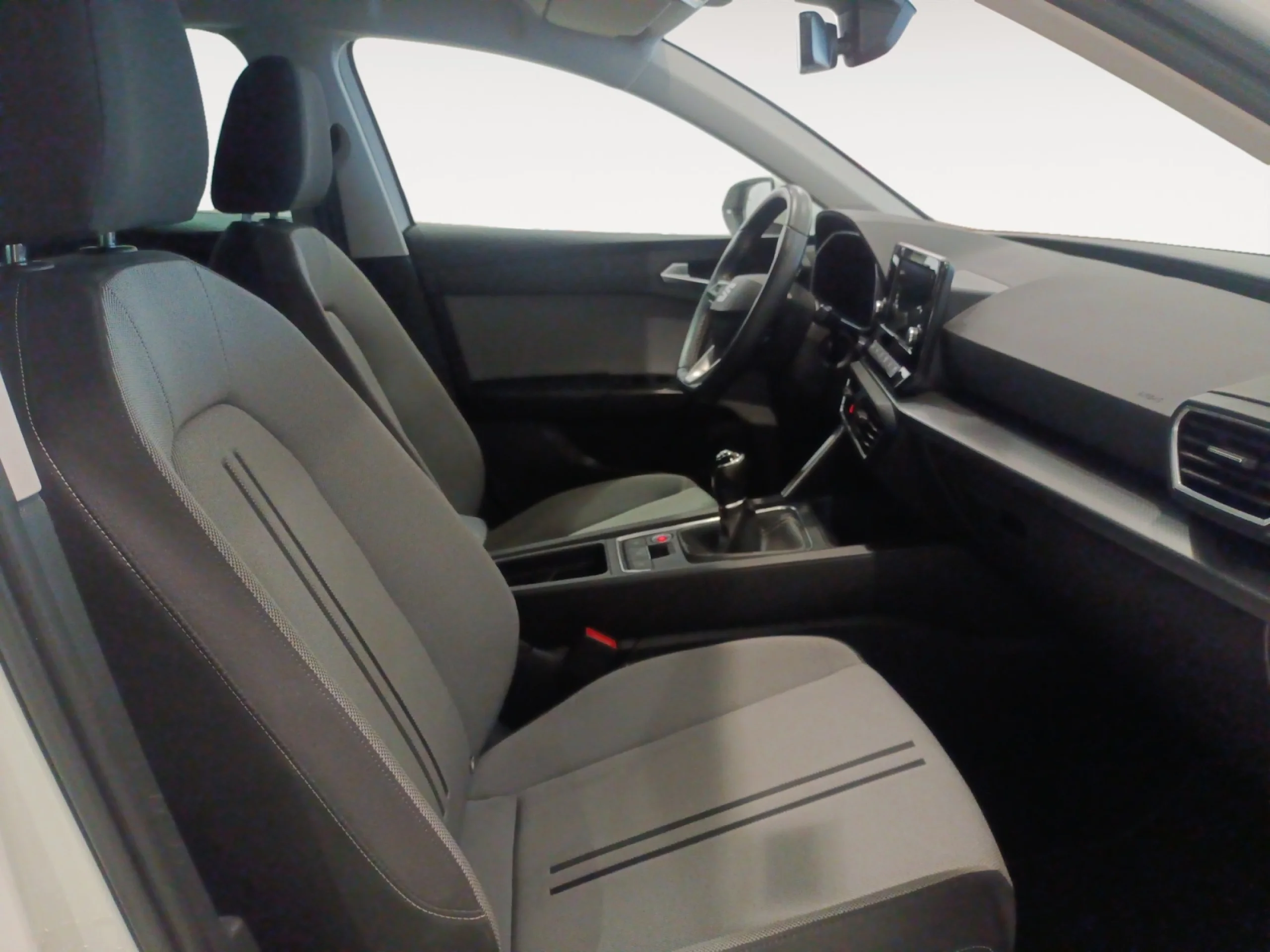 SEAT LEON 2.0 TDI 85KW S&S STYLE - Foto 5