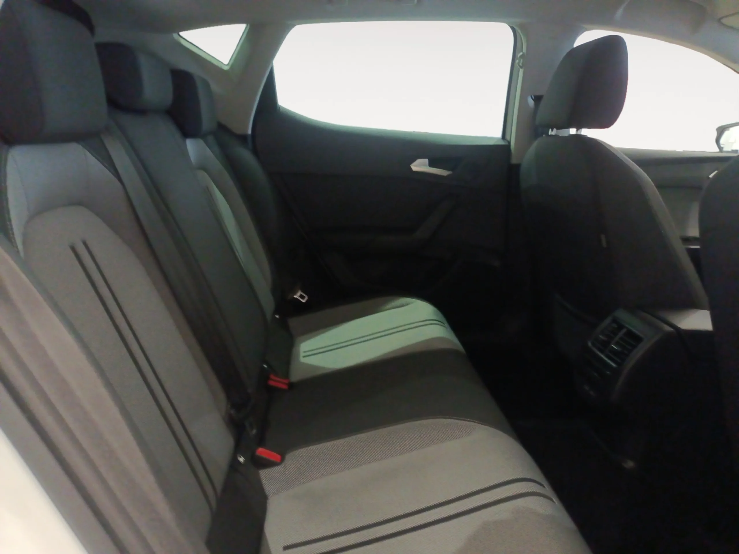 SEAT LEON 2.0 TDI 85KW S&S STYLE - Foto 6