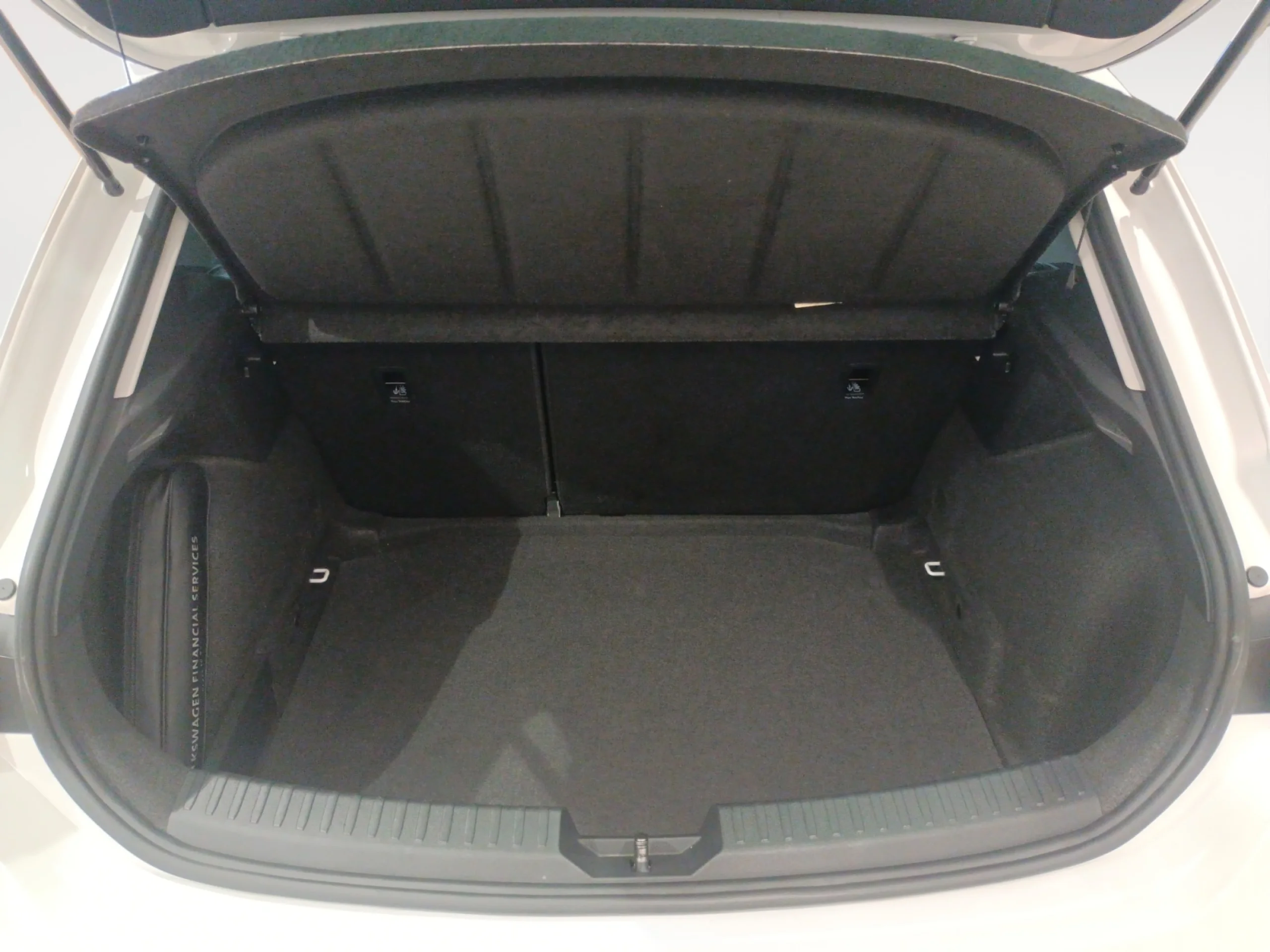 SEAT LEON 2.0 TDI 85KW S&S STYLE - Foto 8