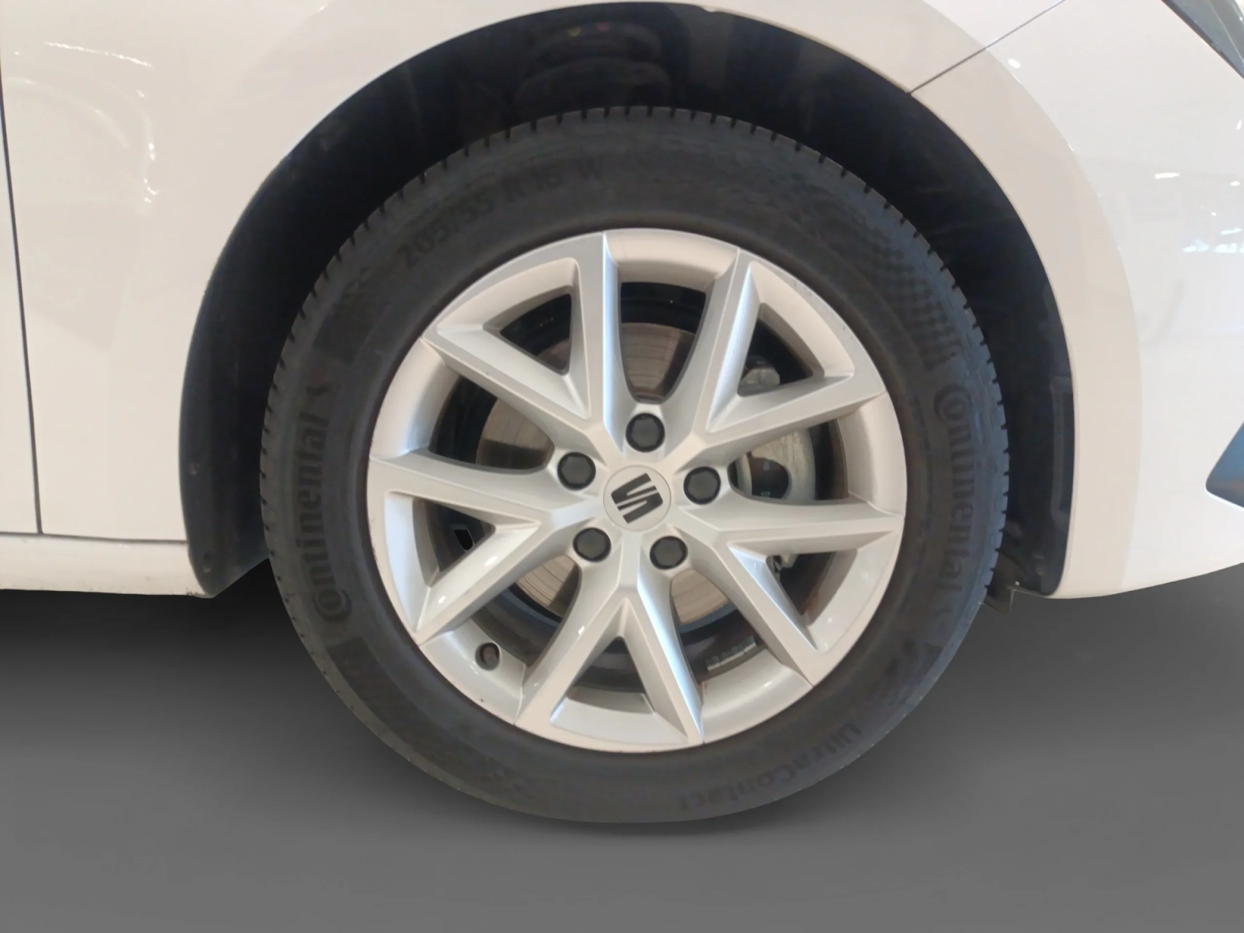 SEAT LEON 2.0 TDI 85KW S&S STYLE - Foto 9