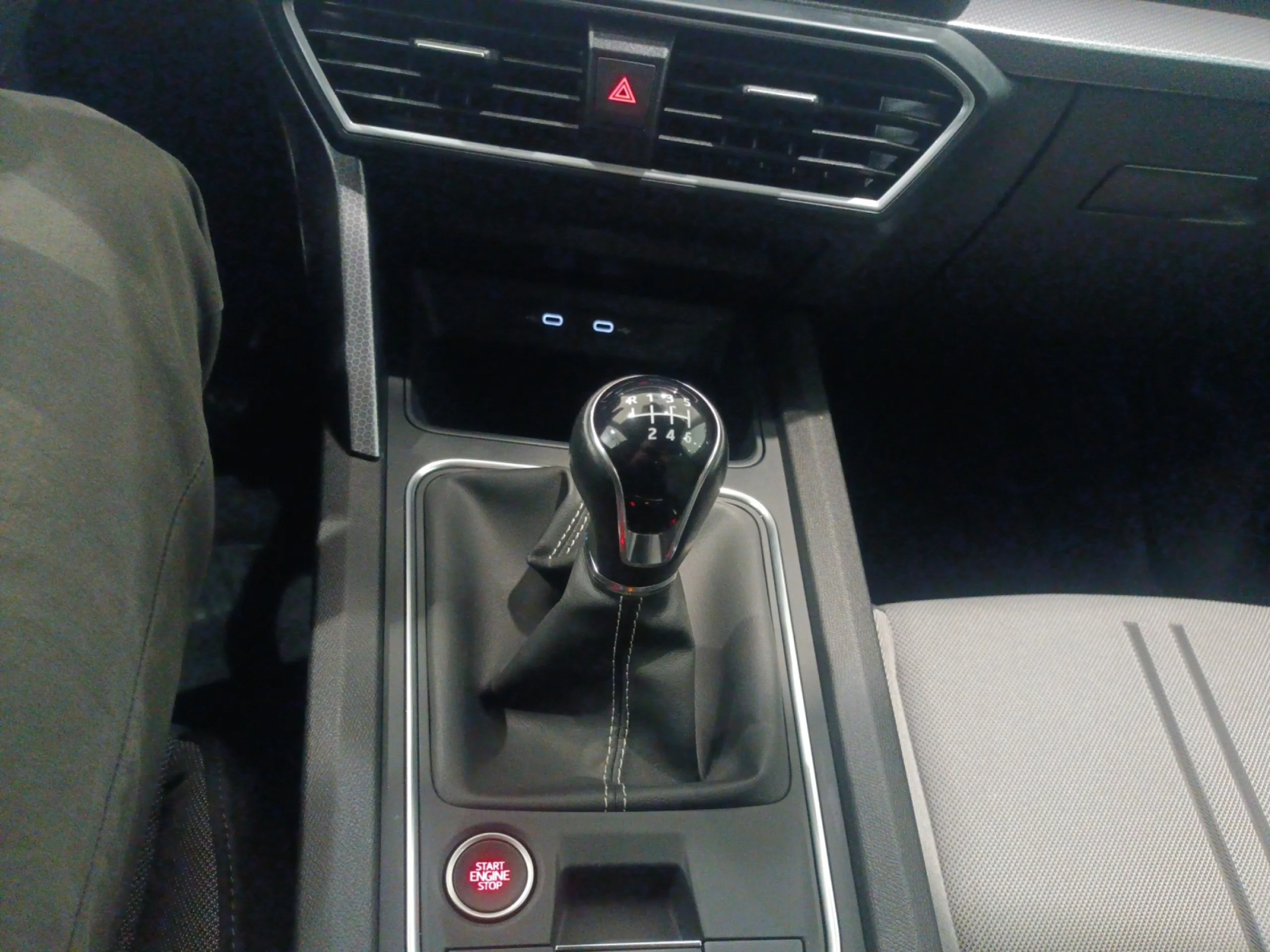 SEAT LEON 2.0 TDI 85KW S&S STYLE - Foto 10