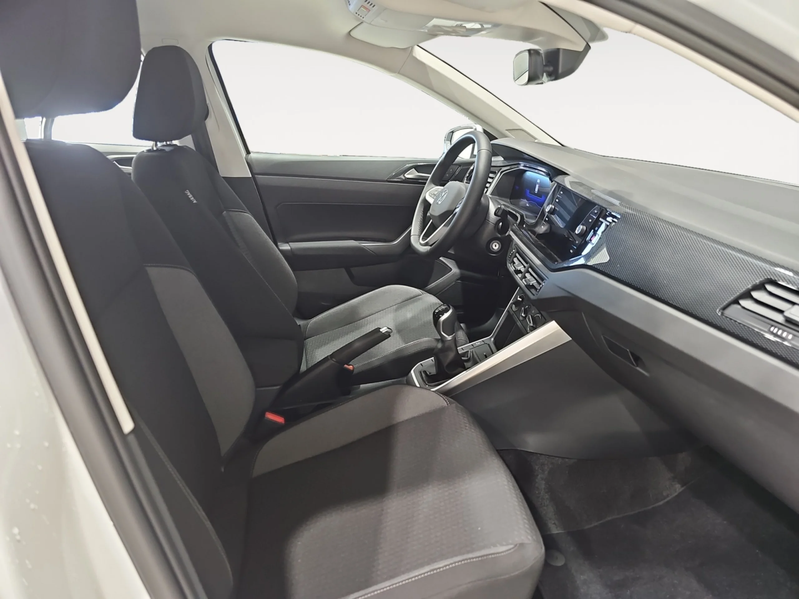 VOLKSWAGEN POLO MATCH 1.0 TSI 70KW (95CV) - Foto 5