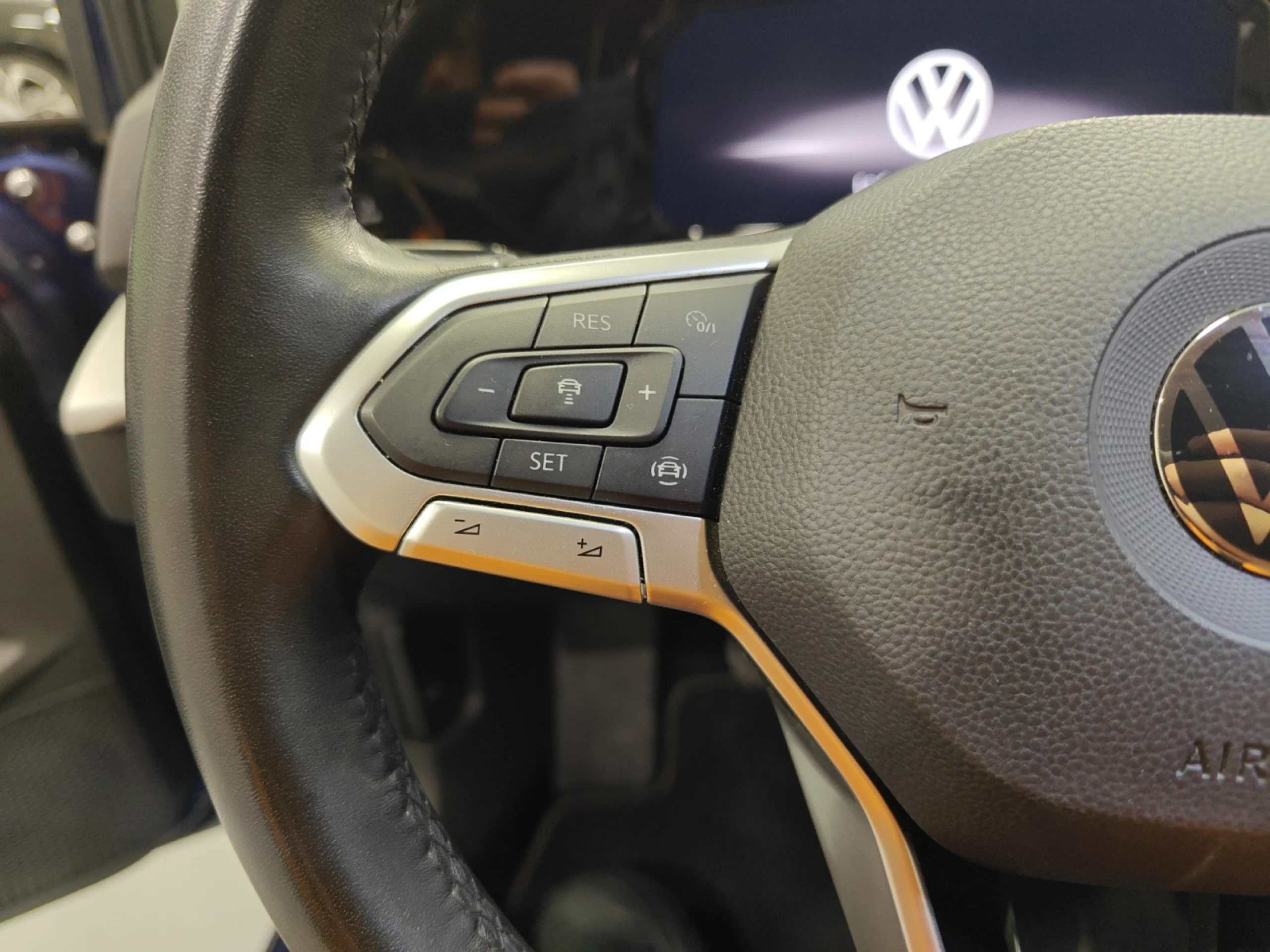 VOLKSWAGEN GOLF LIFE 2.0 TDI 85KW (115CV) - Foto 11