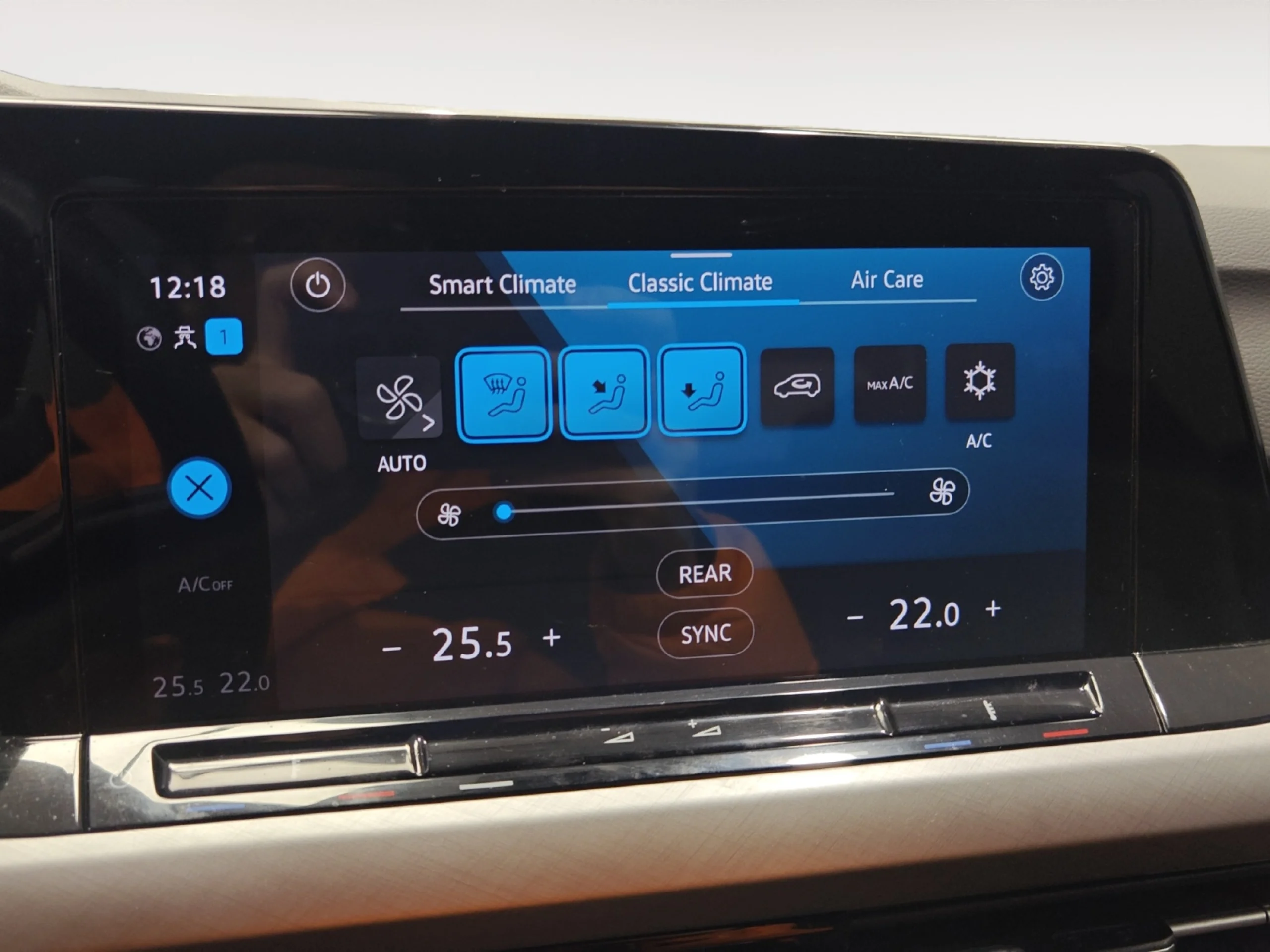 VOLKSWAGEN GOLF LIFE 2.0 TDI 85KW (115CV) - Foto 20