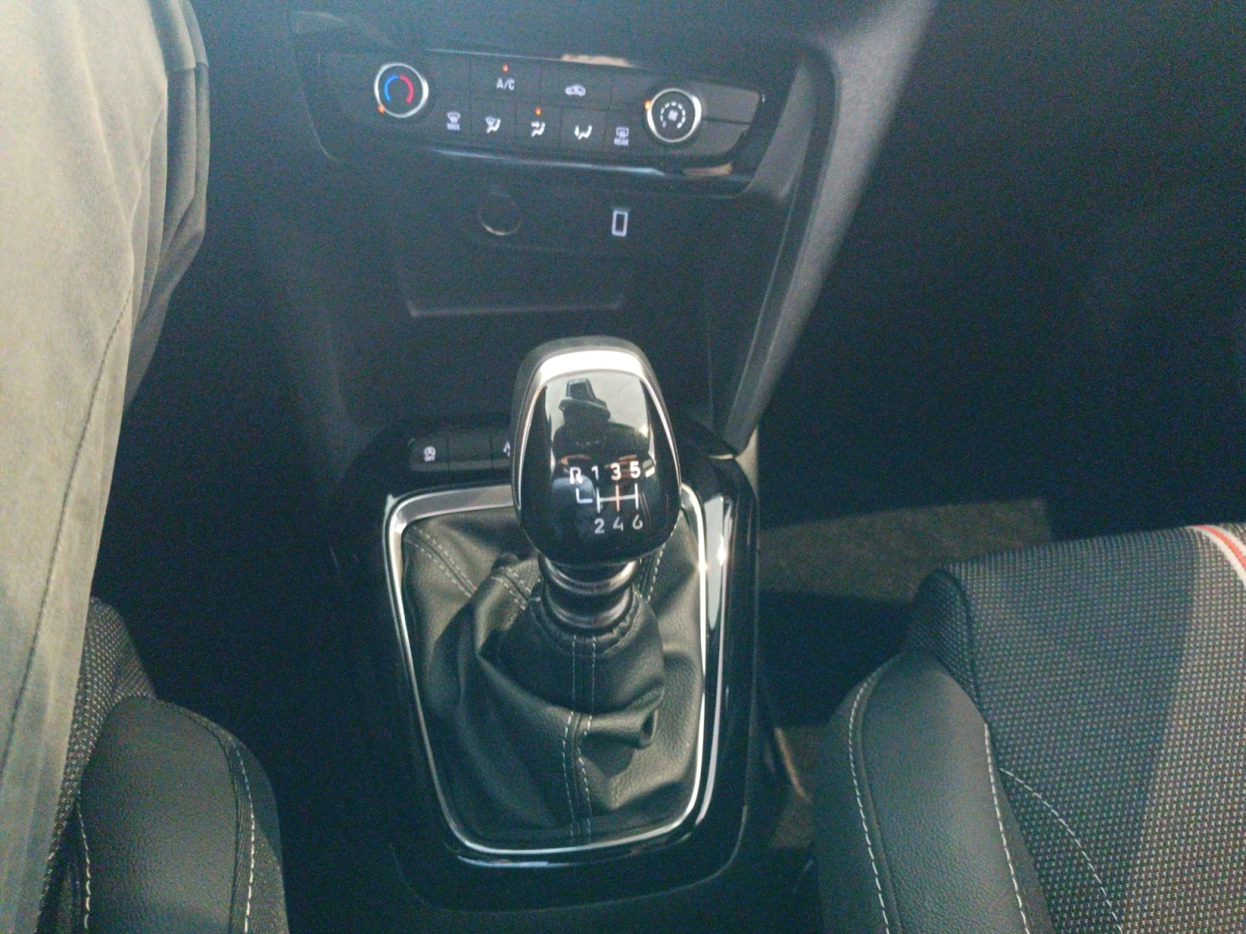 OPEL CORSA CORSA YES 1.2T XHL MT6 S/S 100 CV (74KW) - Foto 10