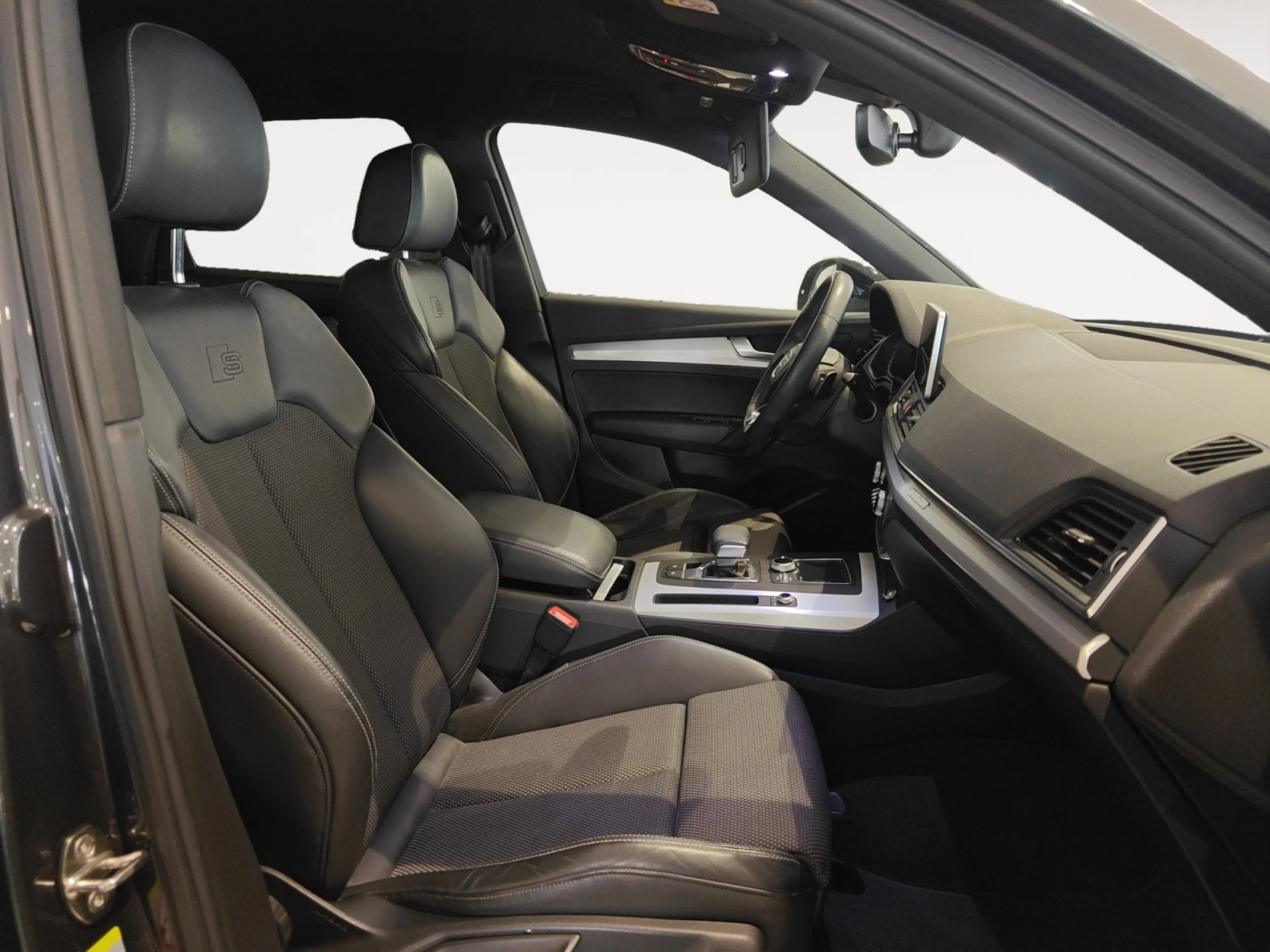 AUDI Q5 BLACK LINE 40 TDI 140KW QUATTRO S TRONIC - Foto 9