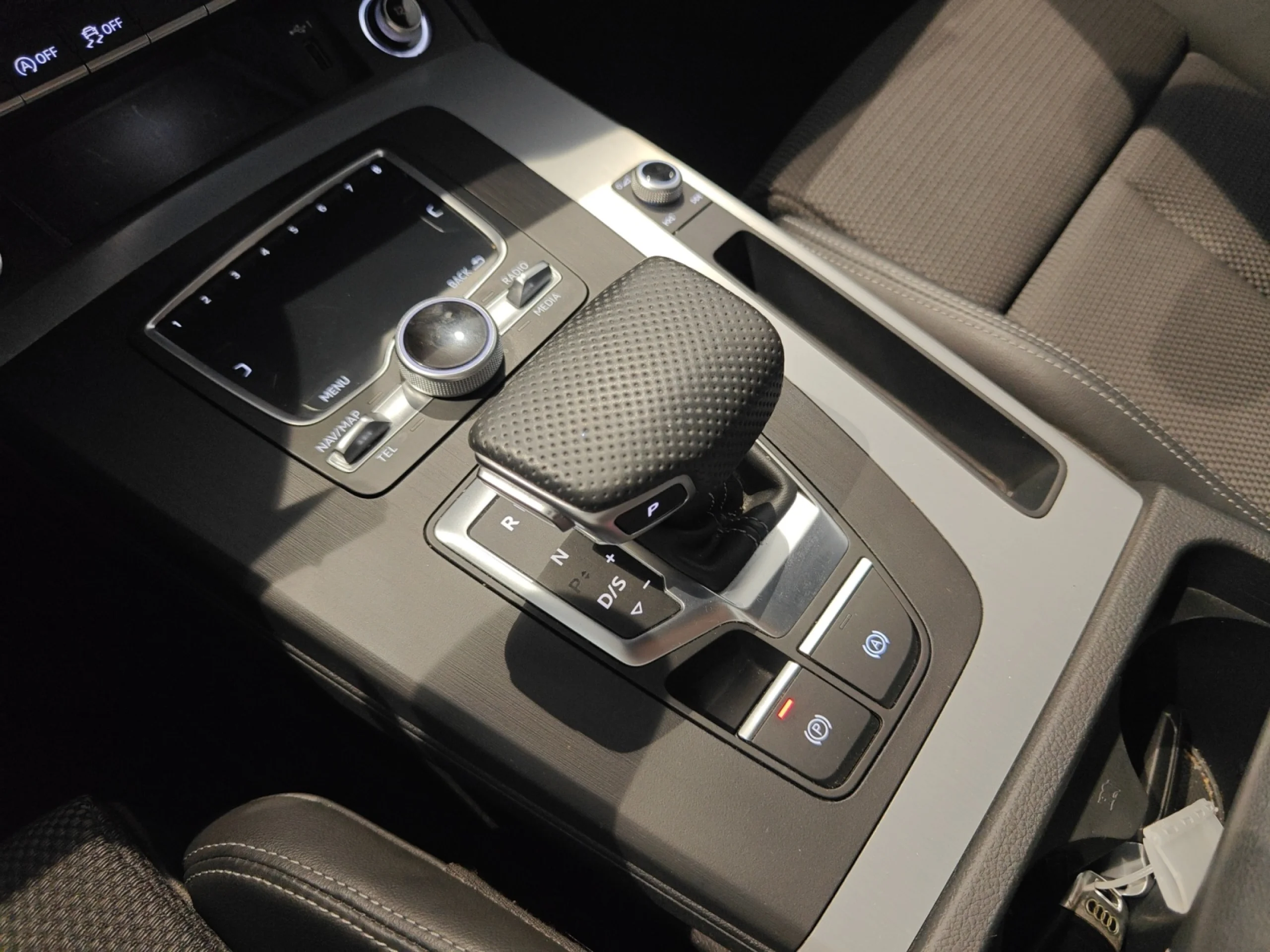 AUDI Q5 BLACK LINE 40 TDI 140KW QUATTRO S TRONIC - Foto 20