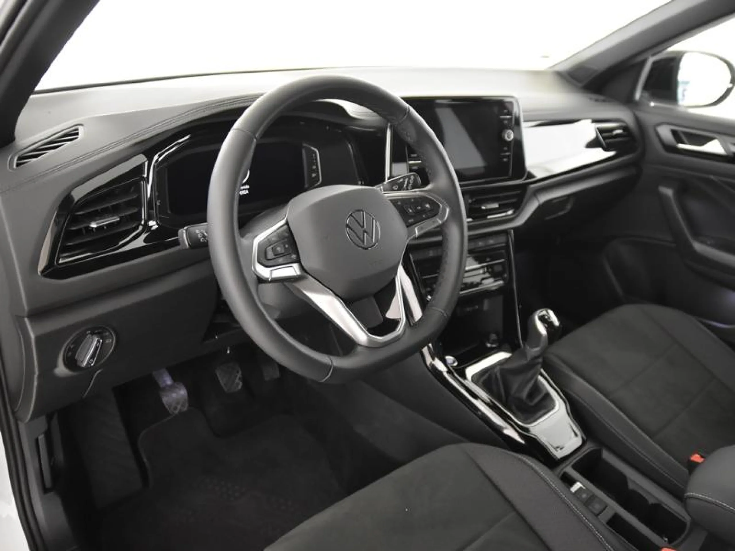 VOLKSWAGEN T ROC T ROC DARK LINE 1.0 TSI 85 KW (115 CV)  6 VEL. - Foto 9