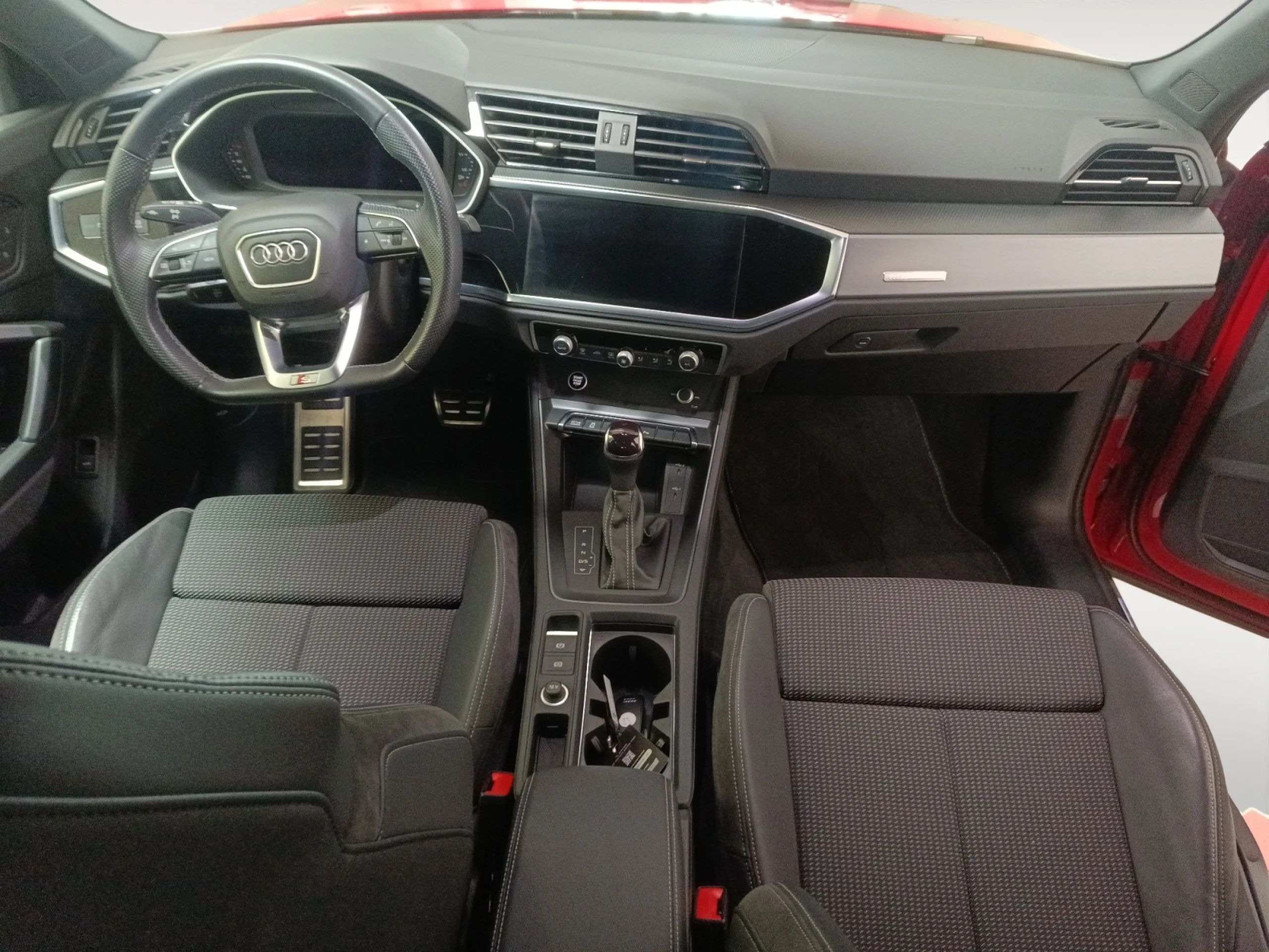 AUDI Q3 SPORTBACK S LINE 35 TDI 110KW (150CV) S TRONIC - Foto 4