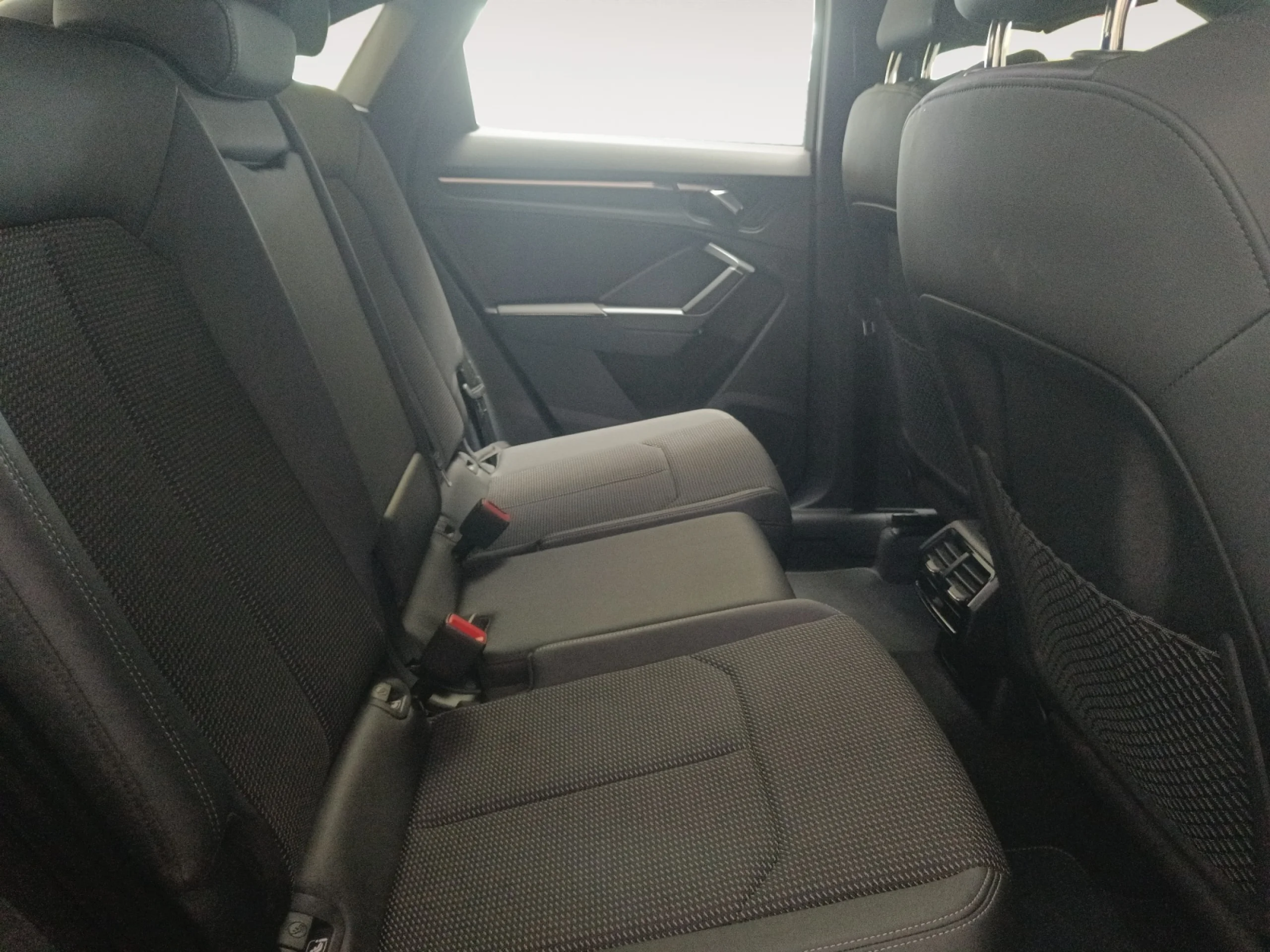 AUDI Q3 SPORTBACK S LINE 35 TDI 110KW (150CV) S TRONIC - Foto 6