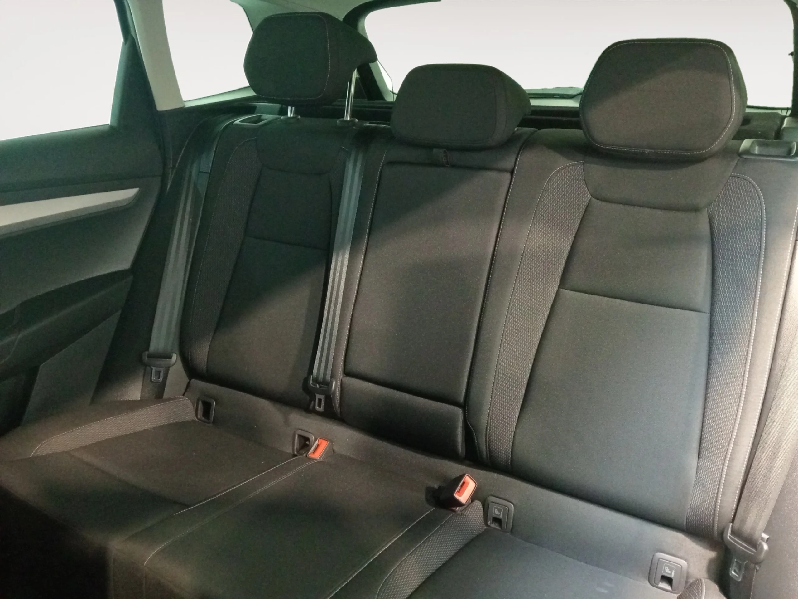 SKODA KAROQ 1.5 TSI 110KW (150CV) DSG ACT AMBITION - Foto 6