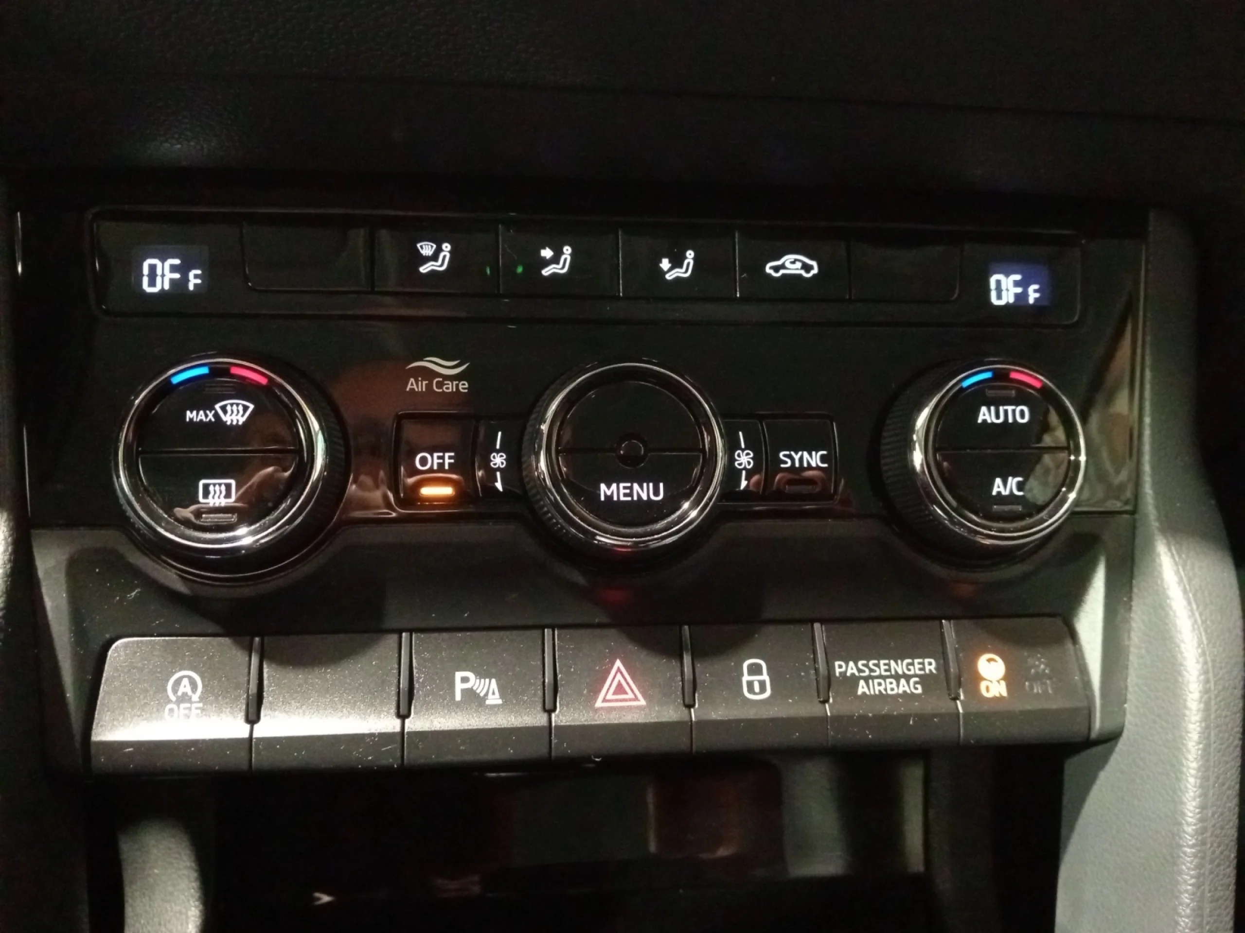 SKODA KAROQ 1.5 TSI 110KW (150CV) DSG ACT AMBITION - Foto 13