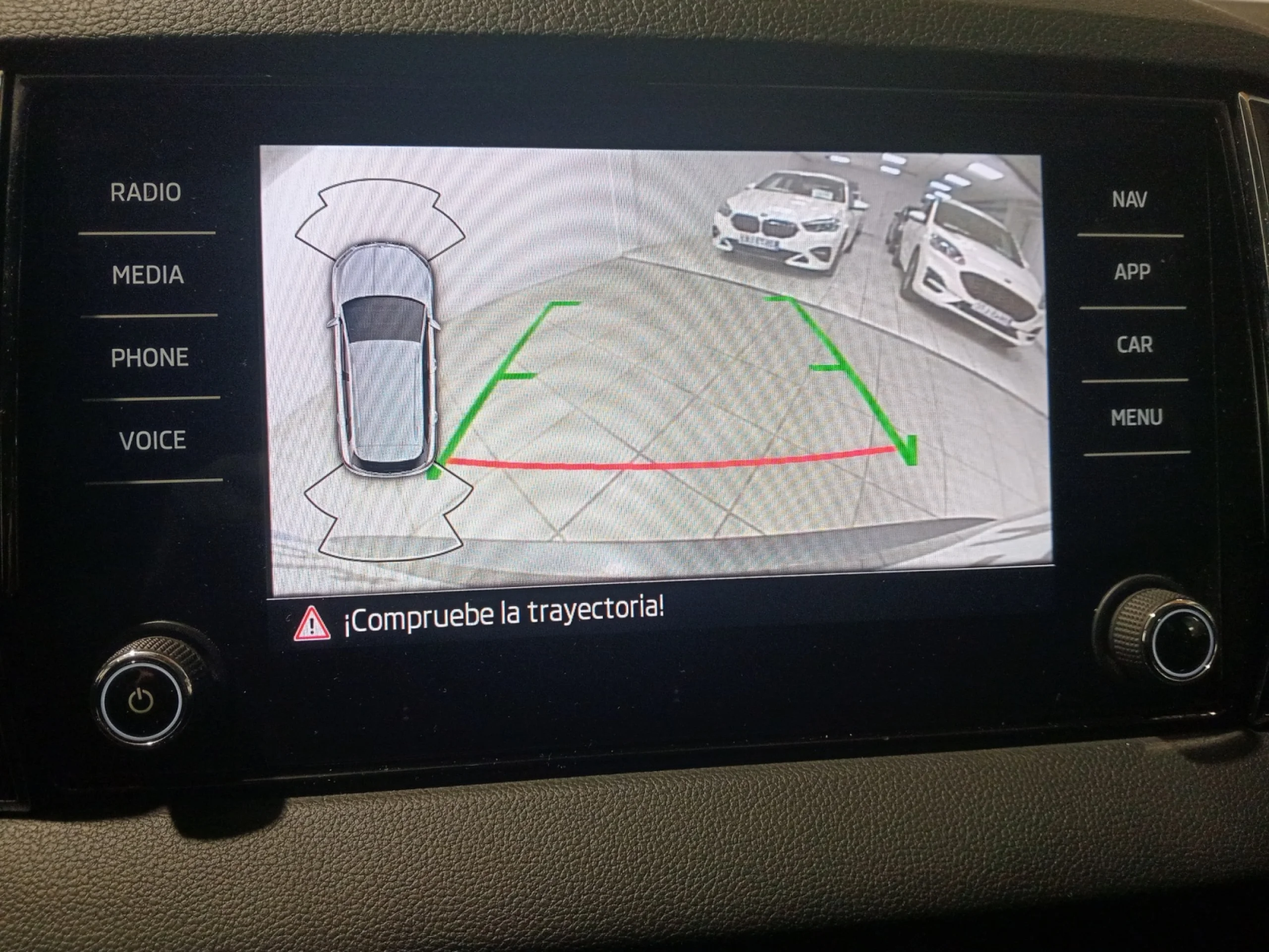 SKODA KAROQ 1.5 TSI 110KW (150CV) DSG ACT AMBITION - Foto 15