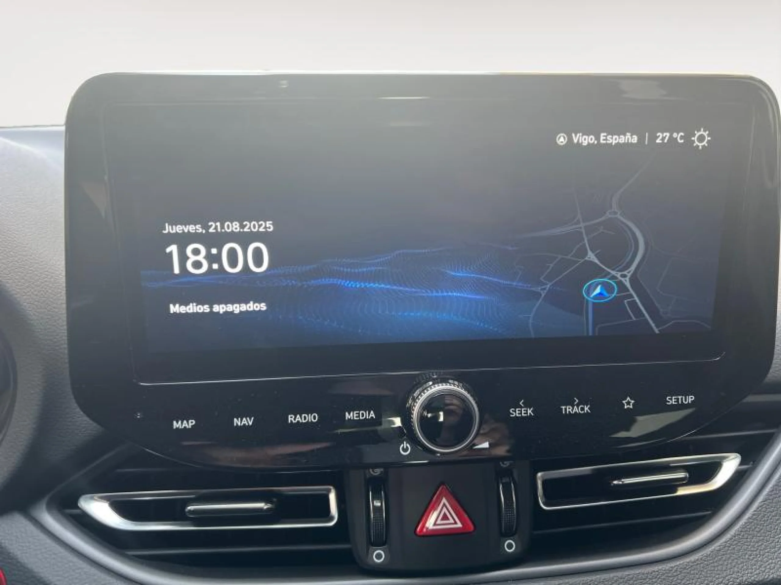 HYUNDAI I30 1.0 TGDI N LINE SE - Foto 11