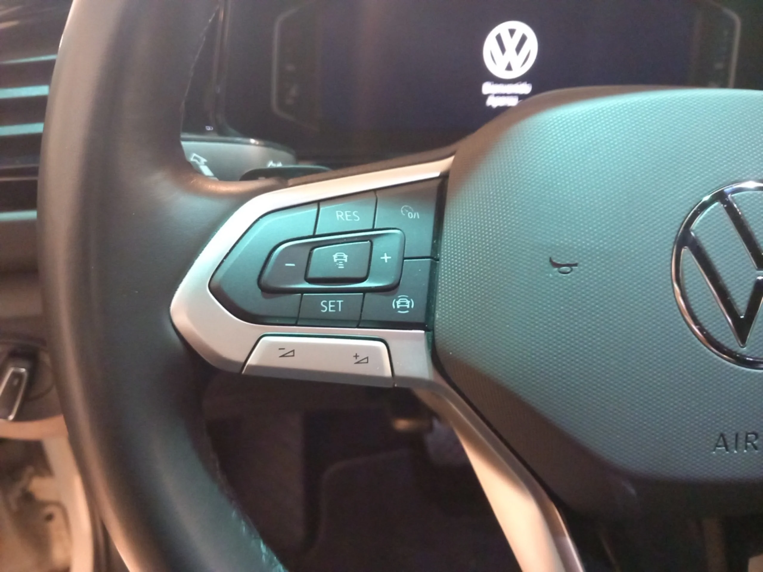 VOLKSWAGEN T ROC DARK LINE 2.0 TDI 110KW (150CV) 4MOT DSG - Foto 11