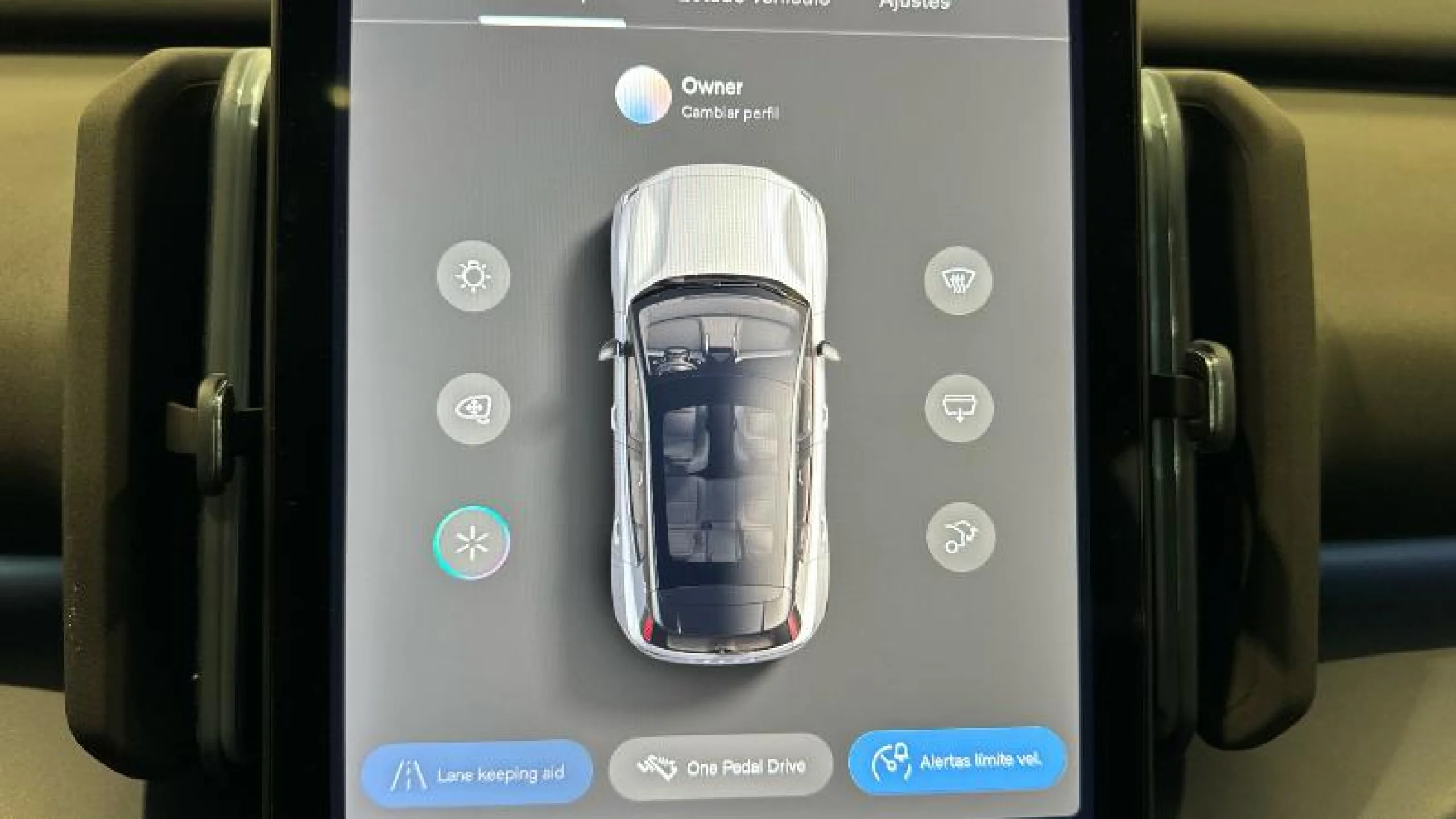 VOLVO EX30 SINGLE MOTOR EXTENDED RANGE PLUS AUTO - Foto 12