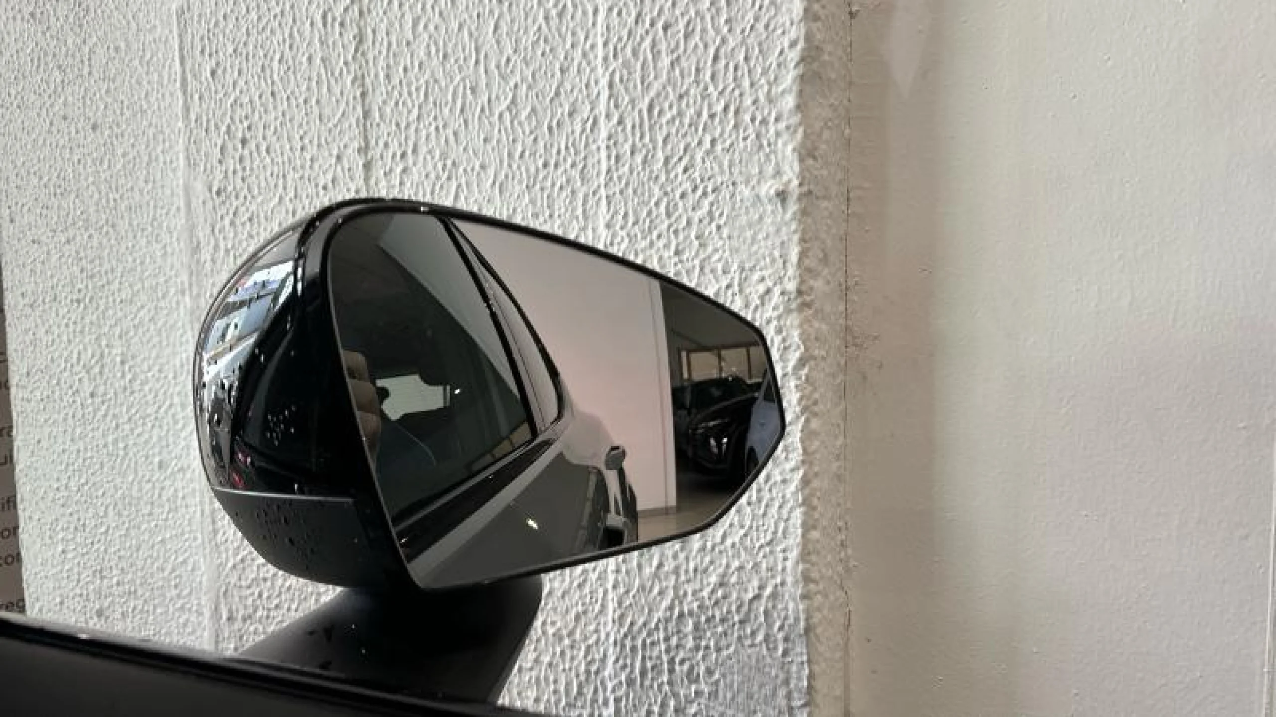 VOLVO EX30 SINGLE MOTOR EXTENDED RANGE PLUS AUTO - Foto 19