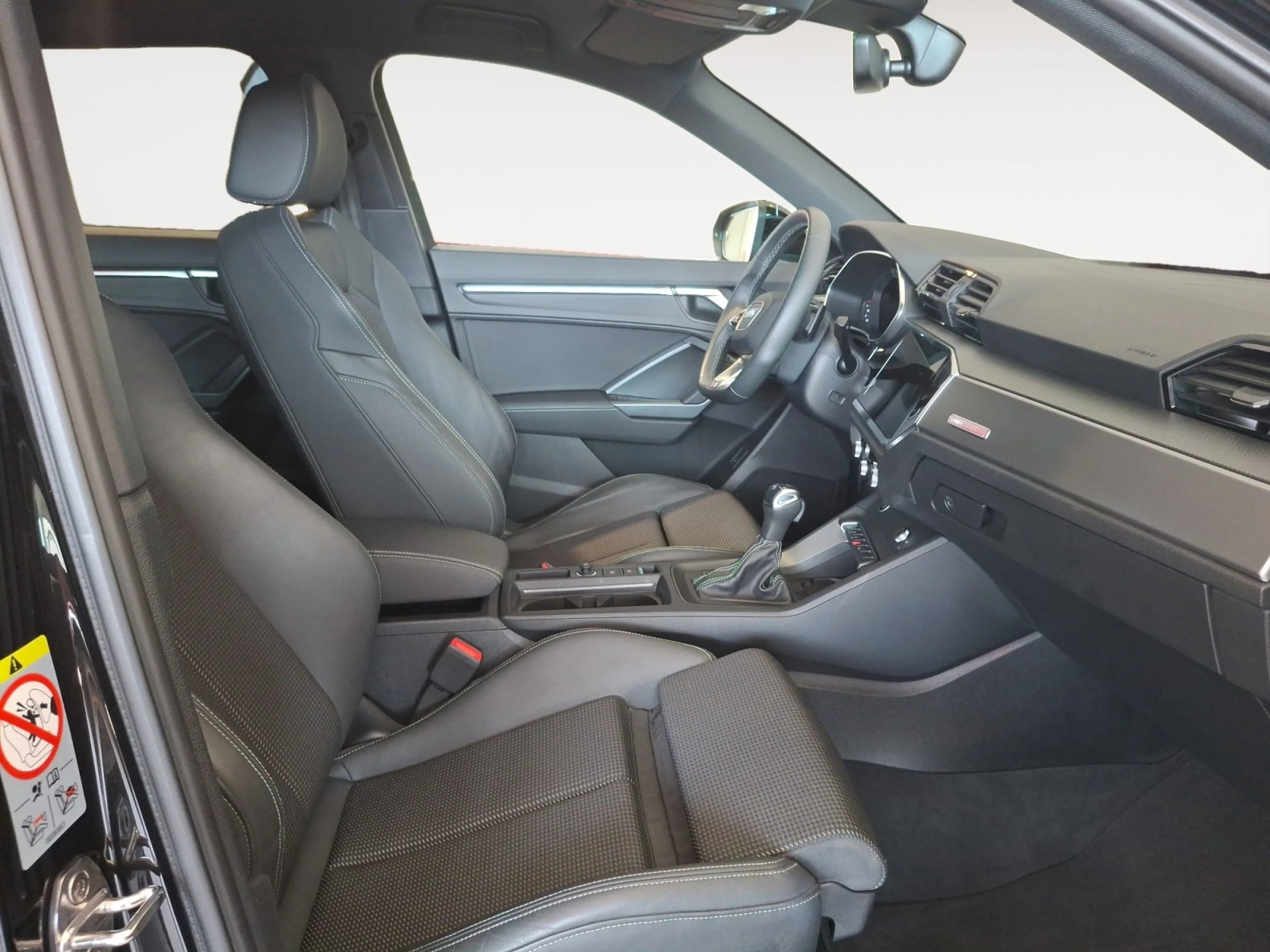 AUDI Q3 BLACK LINE 35 TFSI 110KW (150CV) S TRON - Foto 8