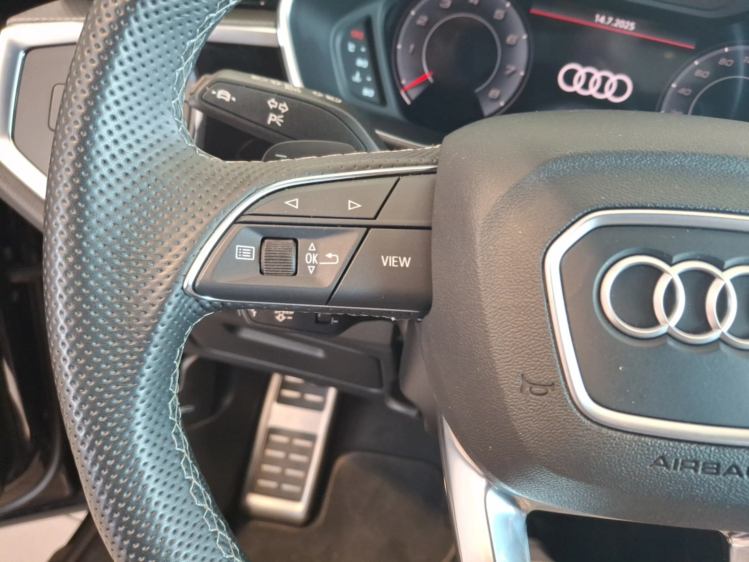 AUDI Q3 BLACK LINE 35 TFSI 110KW (150CV) S TRON - Foto 14