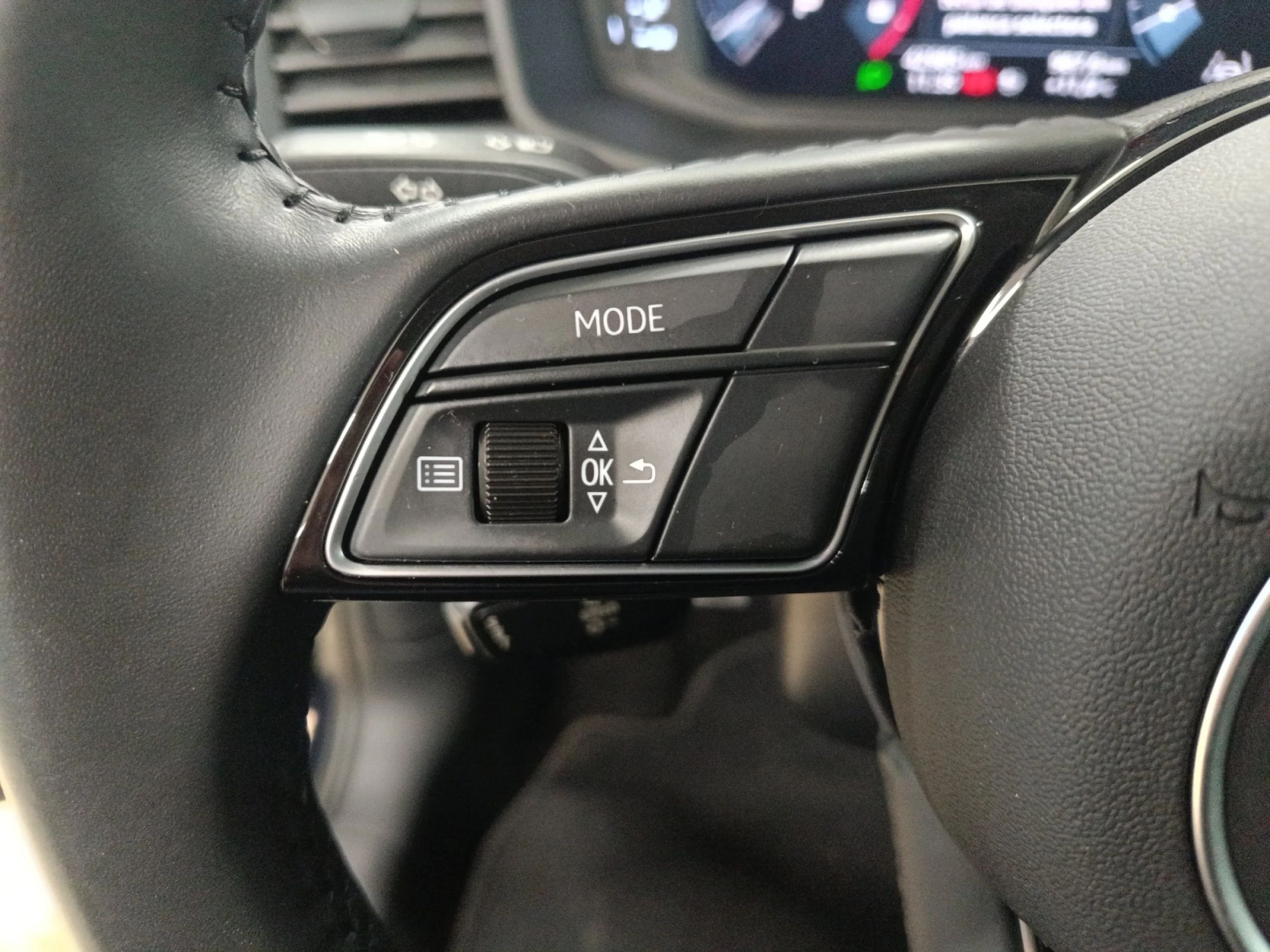 AUDI A1 CITYCARVER 30 TFSI 85KW (116CV) S TRONIC - Foto 11