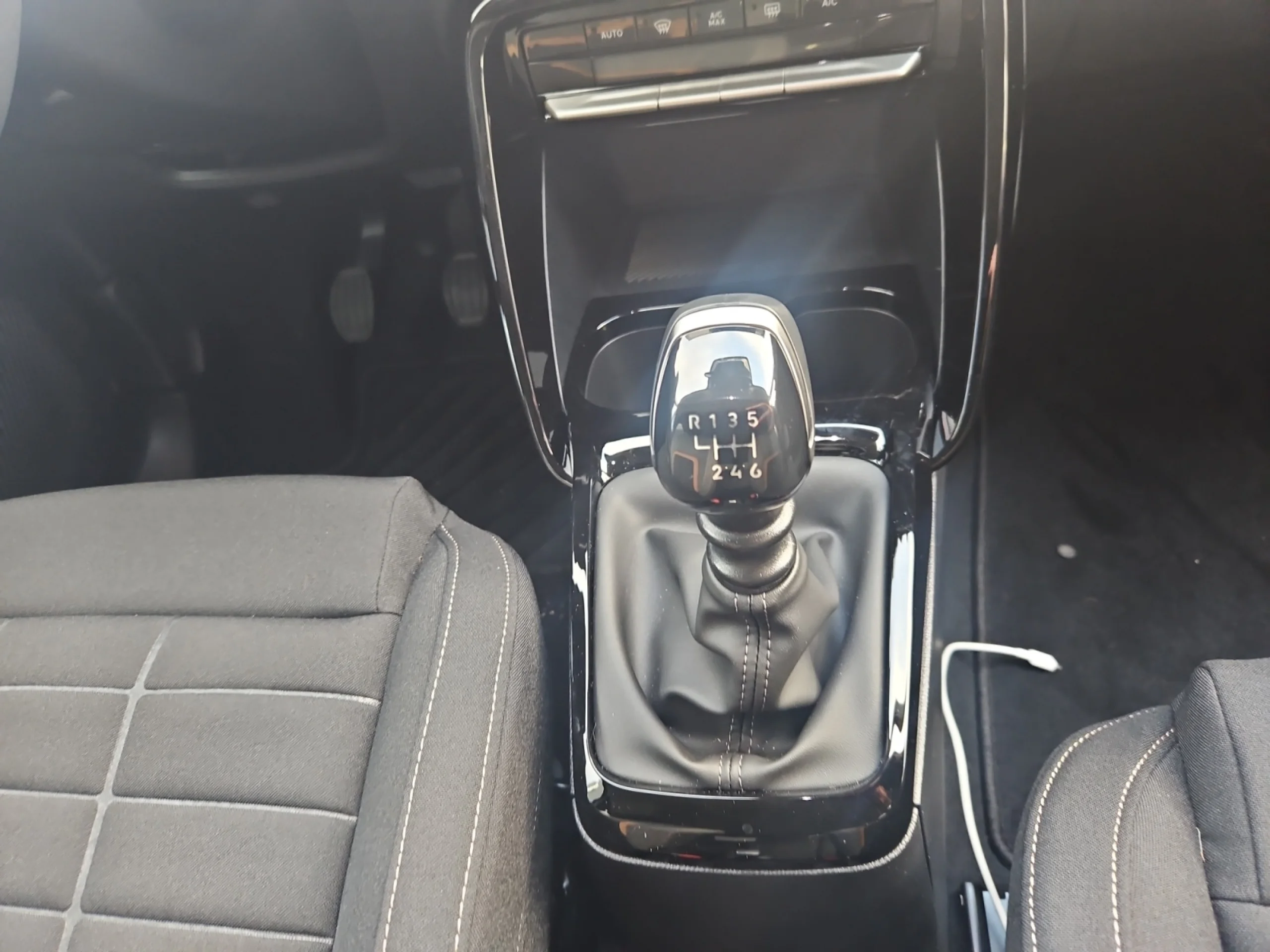 CITROEN C3 AIRCROSS TURBO 73KW (100CV) BVM6 PLUS - Foto 10