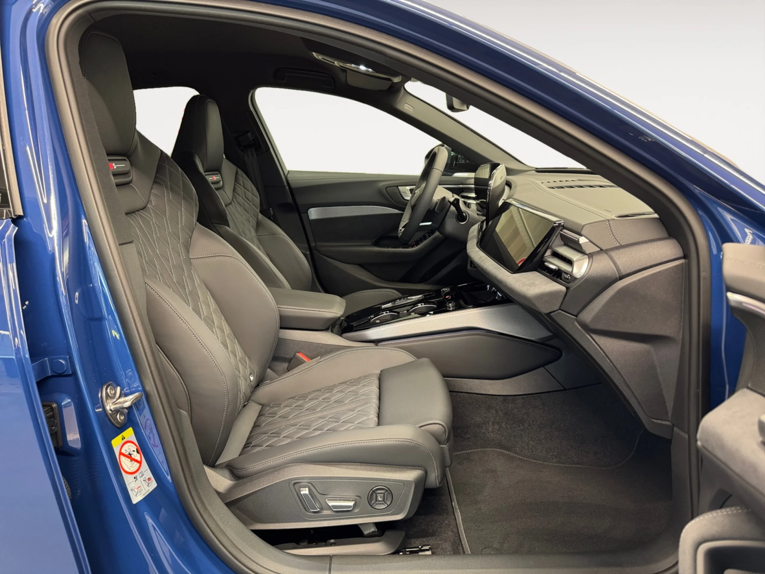 AUDI A5 E HYBRID QUATTRO 270KW(367CV) BLACK LINE - Foto 8