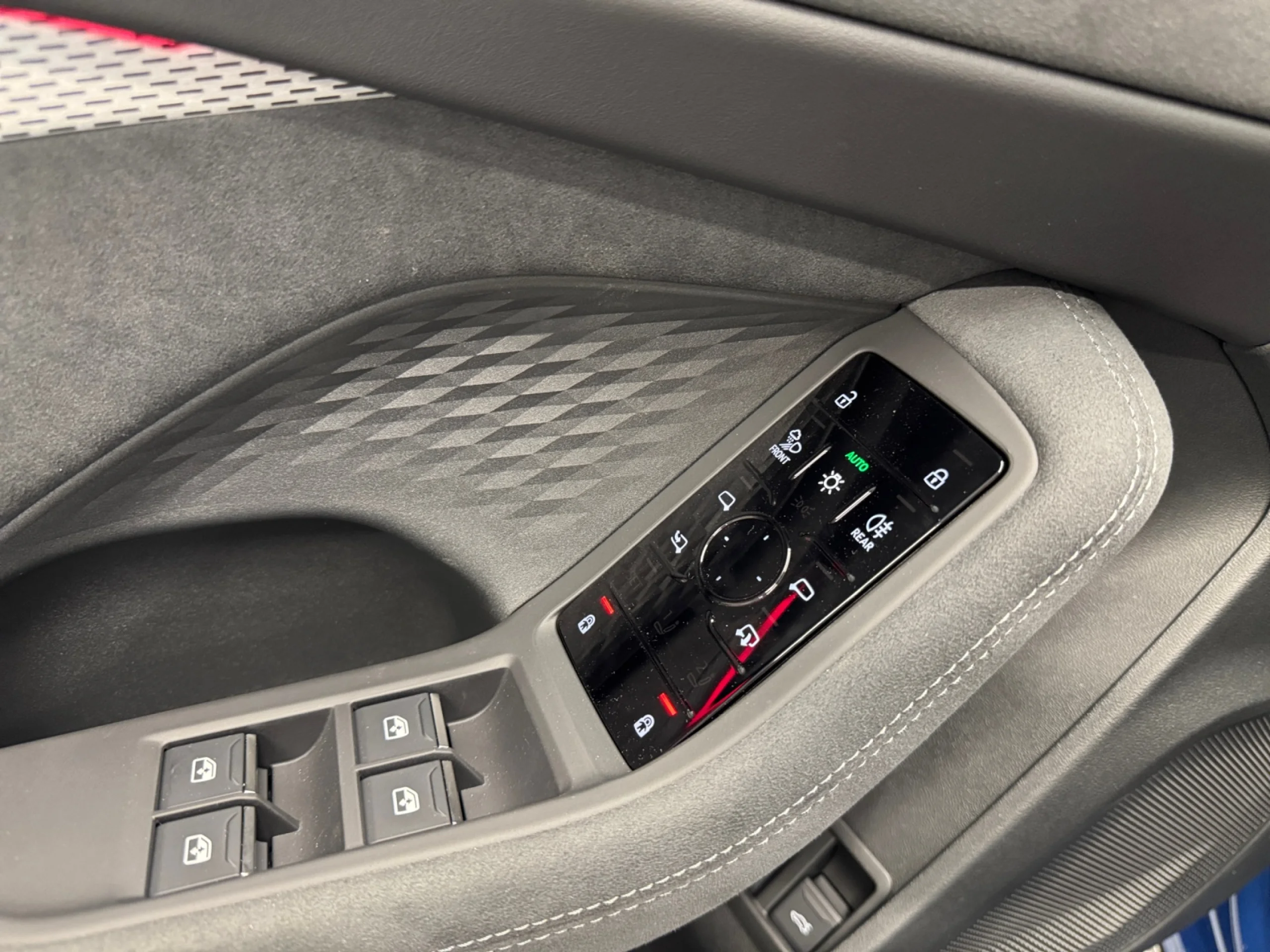 AUDI A5 E HYBRID QUATTRO 270KW(367CV) BLACK LINE - Foto 15