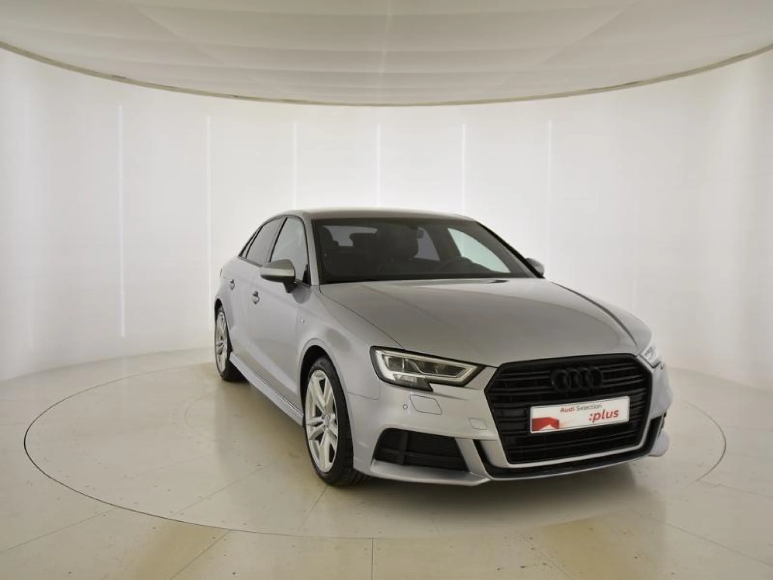 AUDI A3 SEDAN DESIGN 35 TDI 110KW S TRONIC - Foto 1