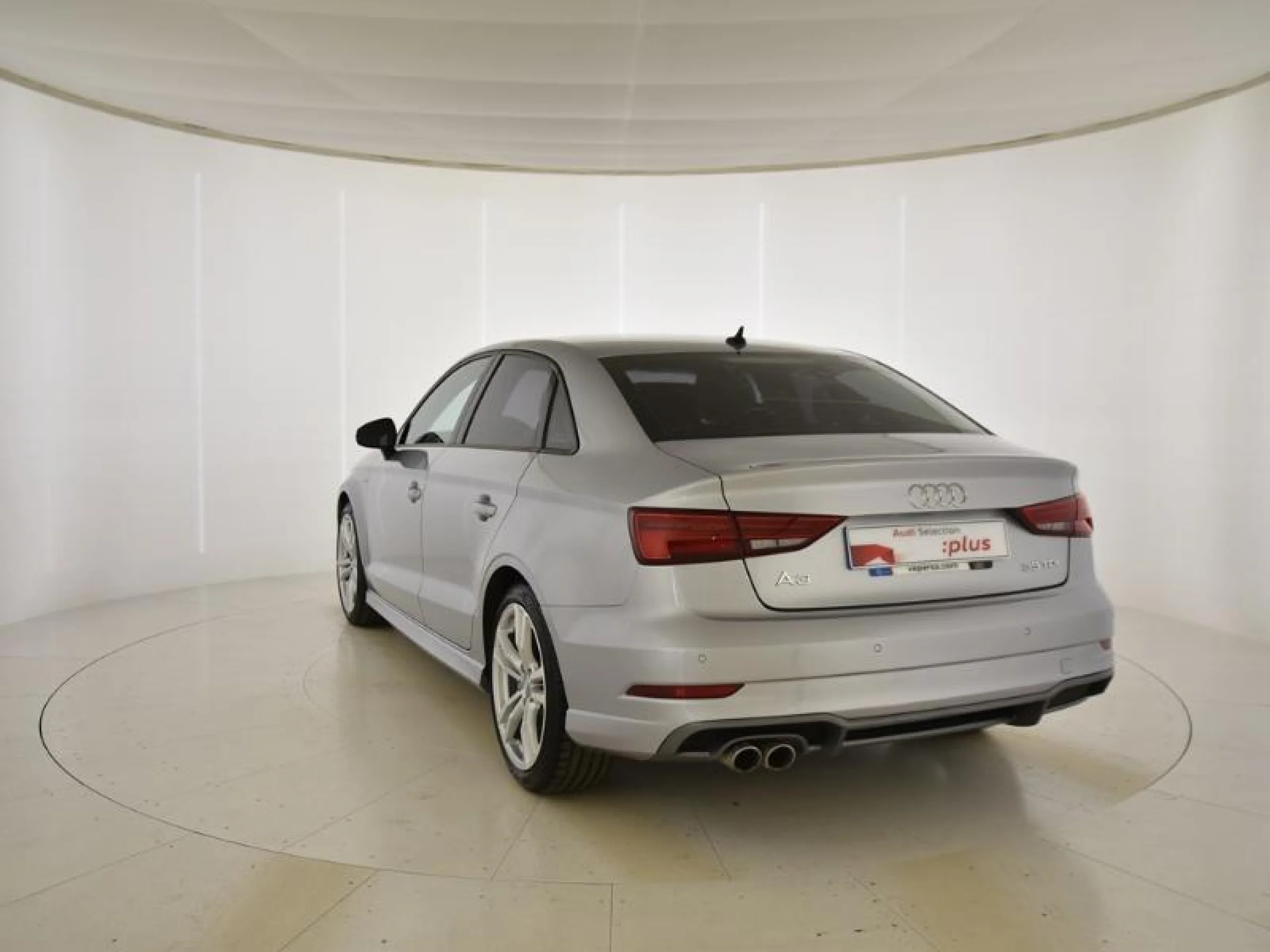 AUDI A3 SEDAN DESIGN 35 TDI 110KW S TRONIC - Foto 2