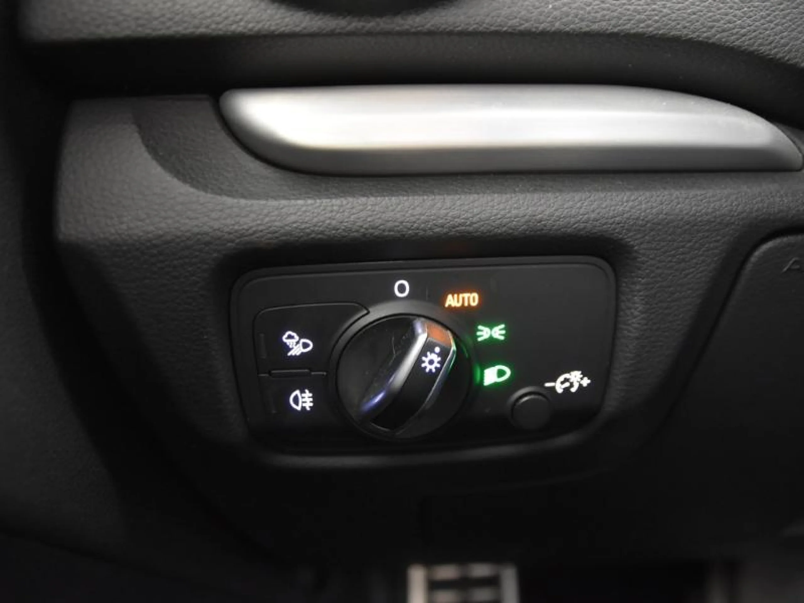AUDI A3 SEDAN DESIGN 35 TDI 110KW S TRONIC - Foto 17