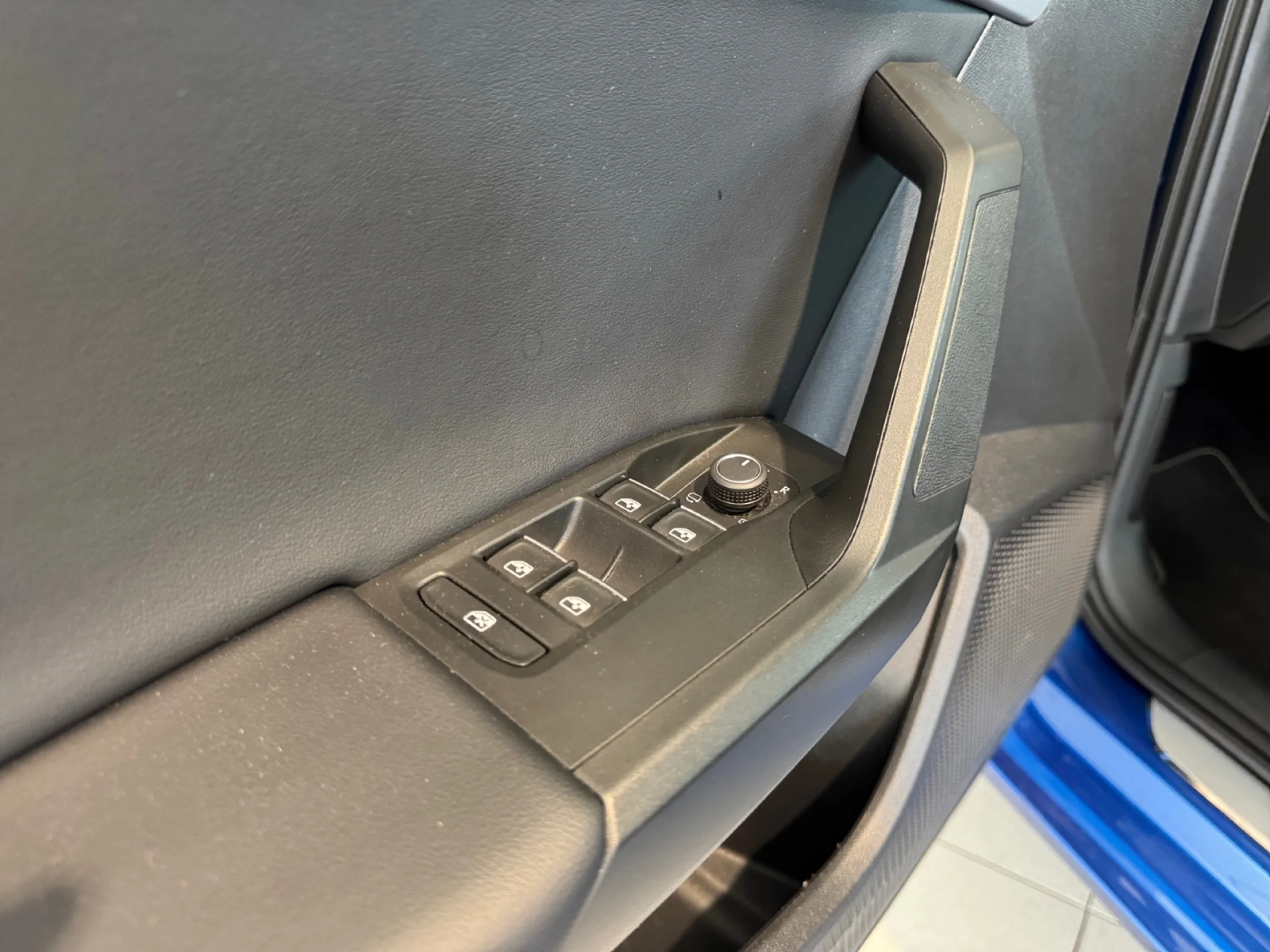 SEAT LEON 1.0 ETSI 81KW DSG 7 S&S FR XM ECO - Foto 13