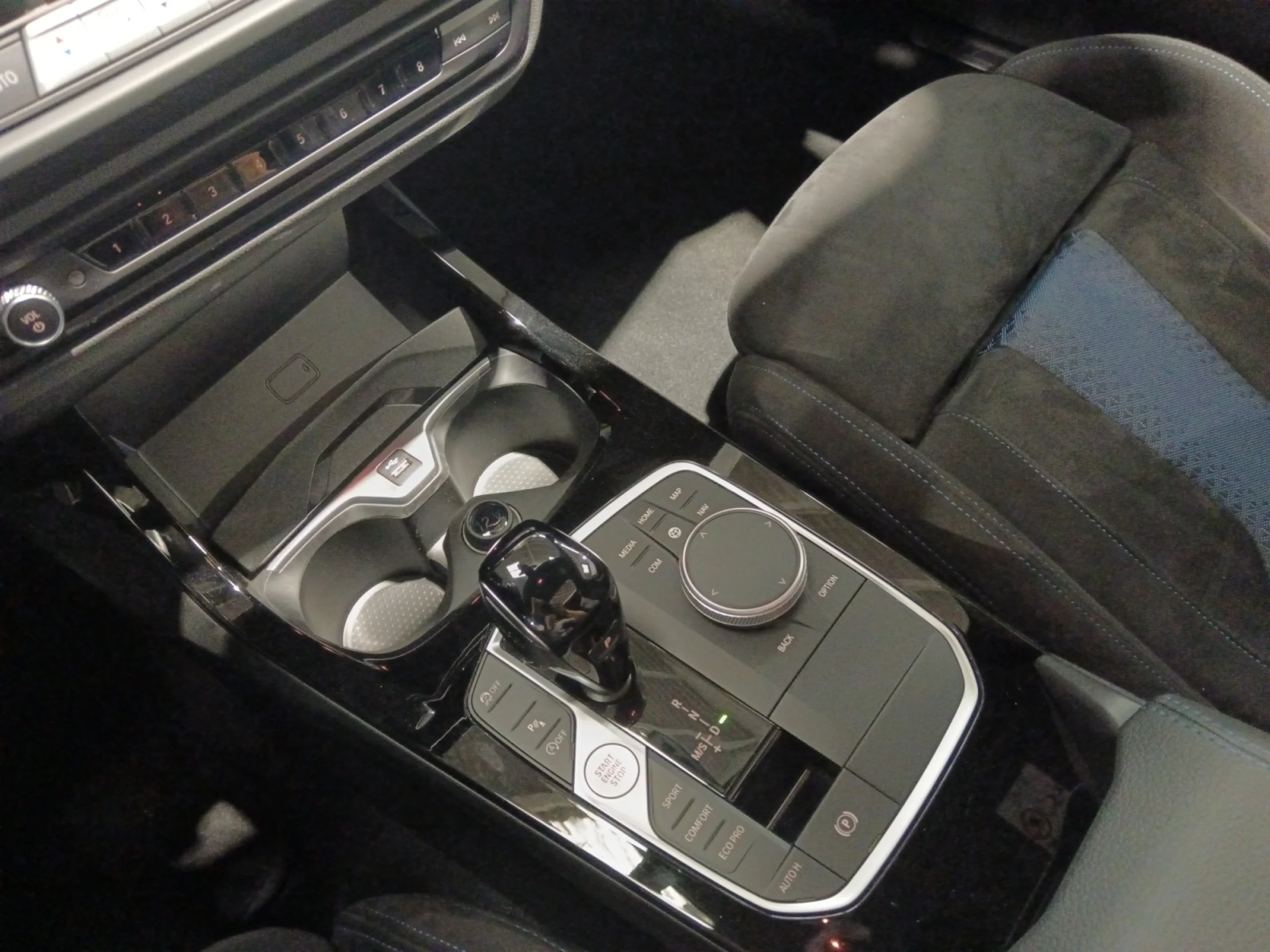 BMW SERIE 1 118I - Foto 13