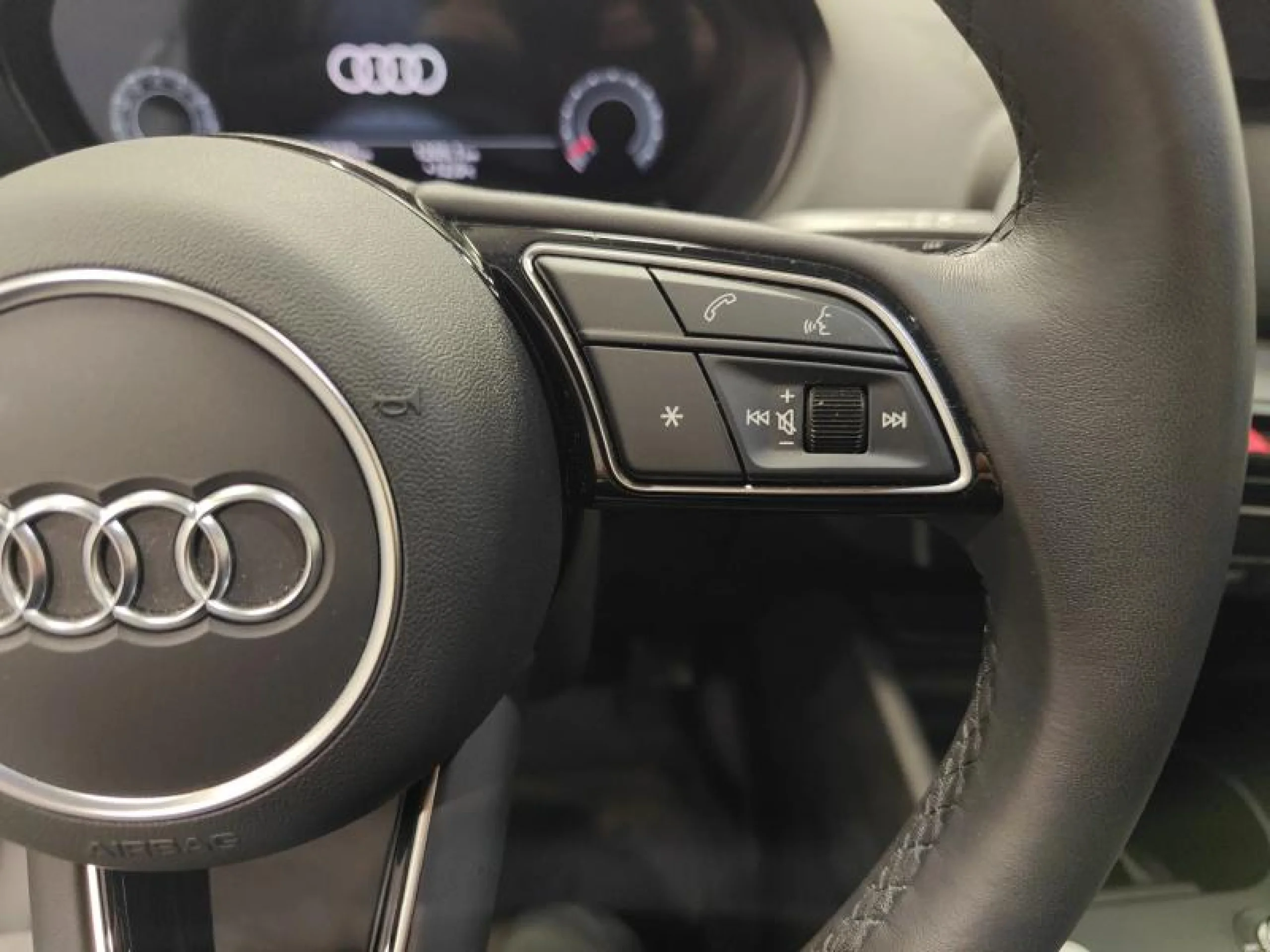 AUDI Q2 S LINE 30 TDI 85KW (116CV) - Foto 10