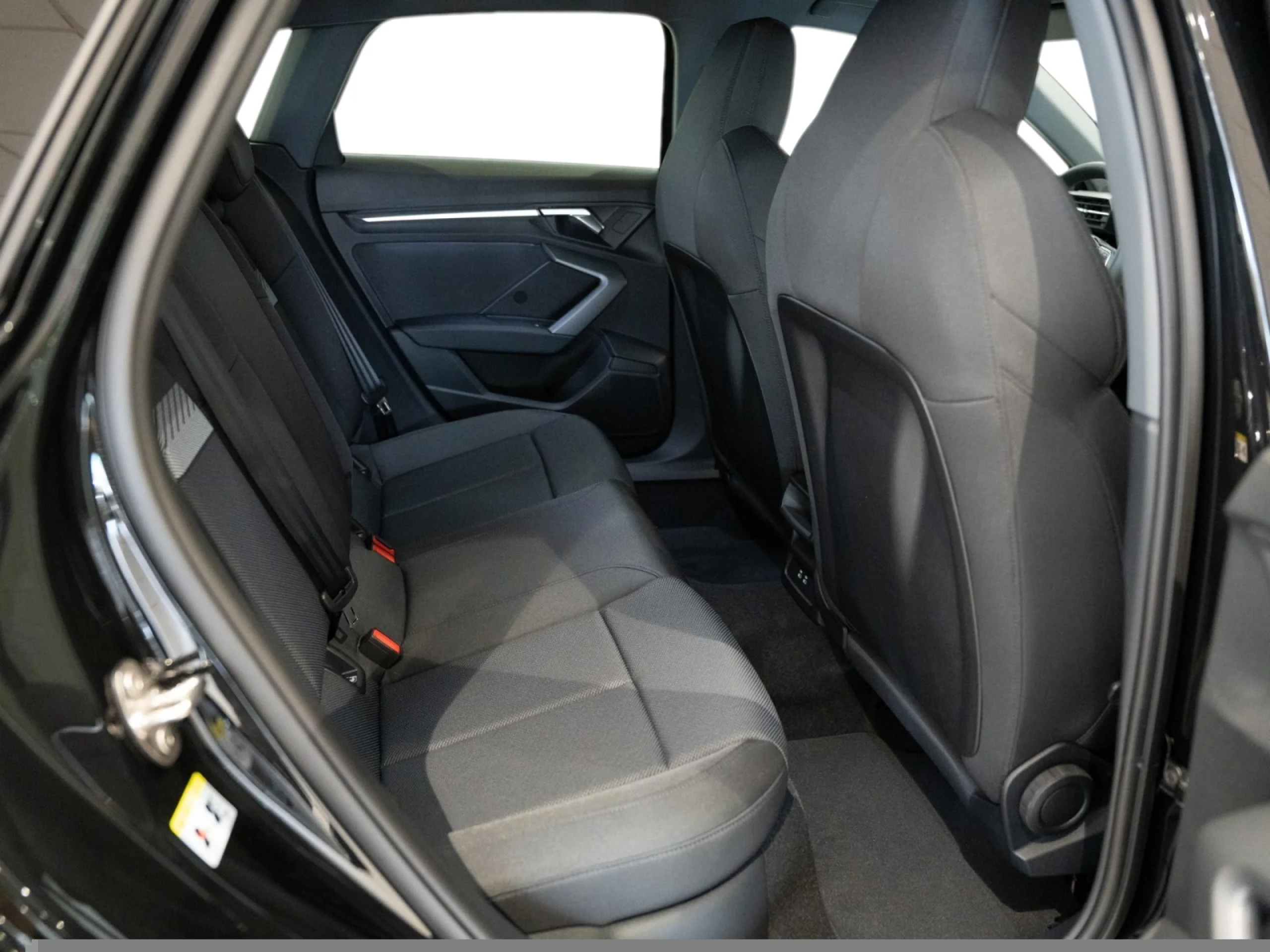 AUDI A3 ALLSTREET ADVANCED 40 TFSI E 150KW S TRO - Foto 7