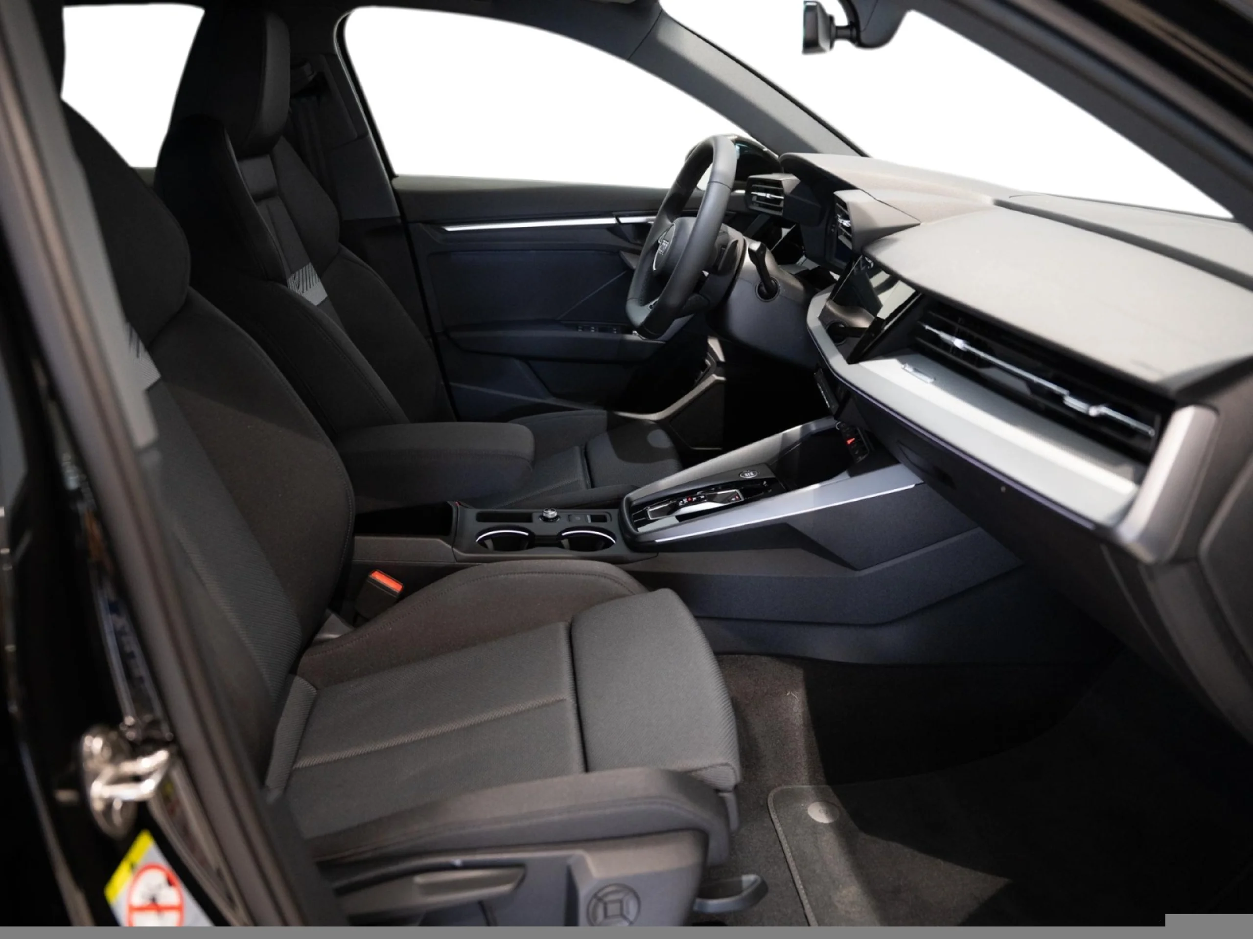 AUDI A3 ALLSTREET ADVANCED 40 TFSI E 150KW S TRO - Foto 8