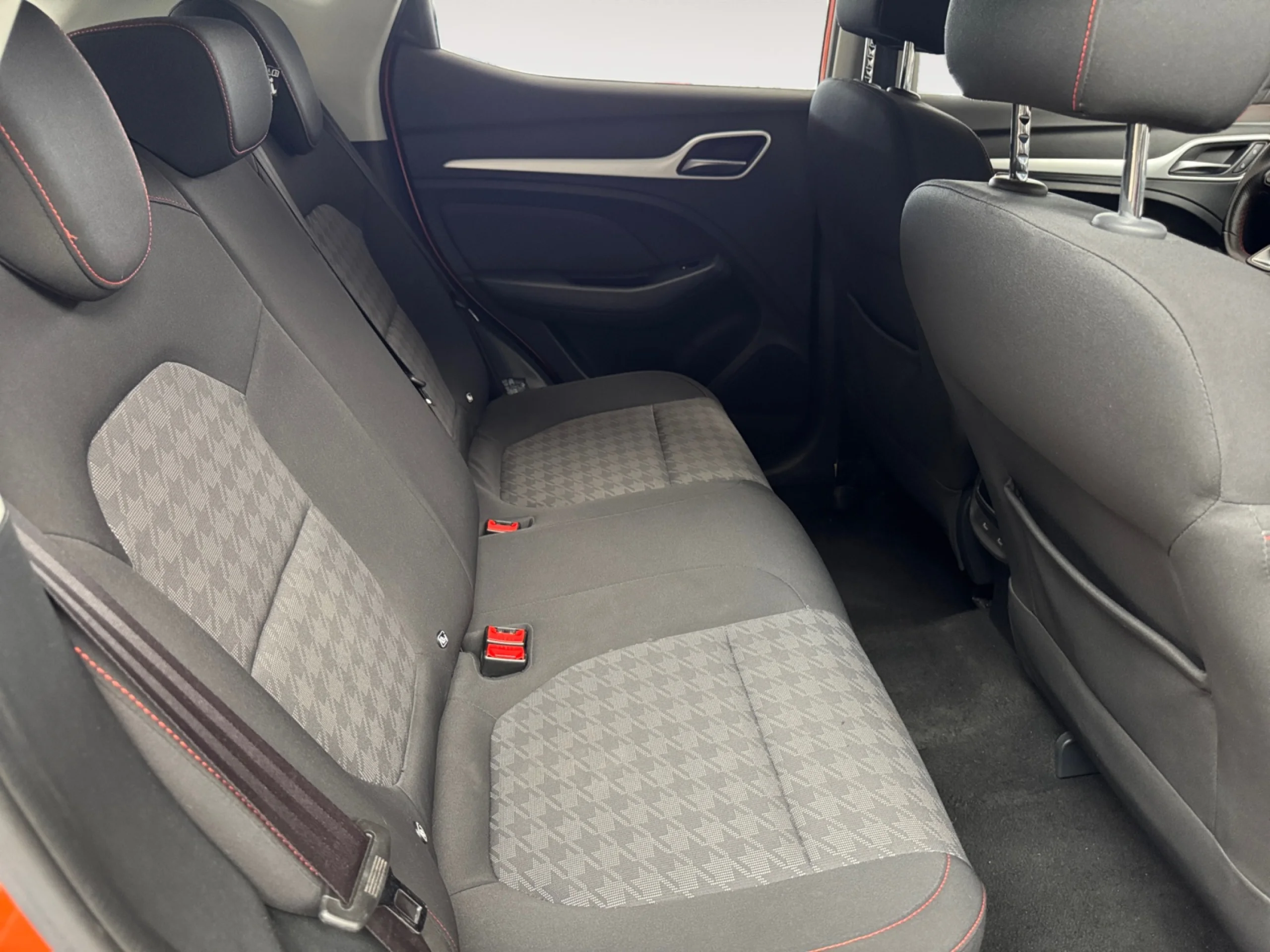 MG Zs 1.0T COMFORT AUTO - Foto 6