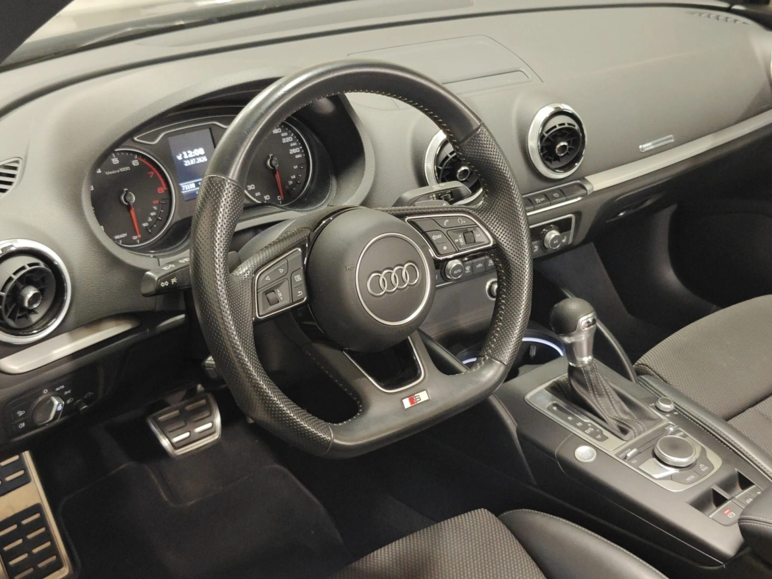AUDI A3 CABRIO 35 TFSI 110KW (150CV) S TRONIC - Foto 9