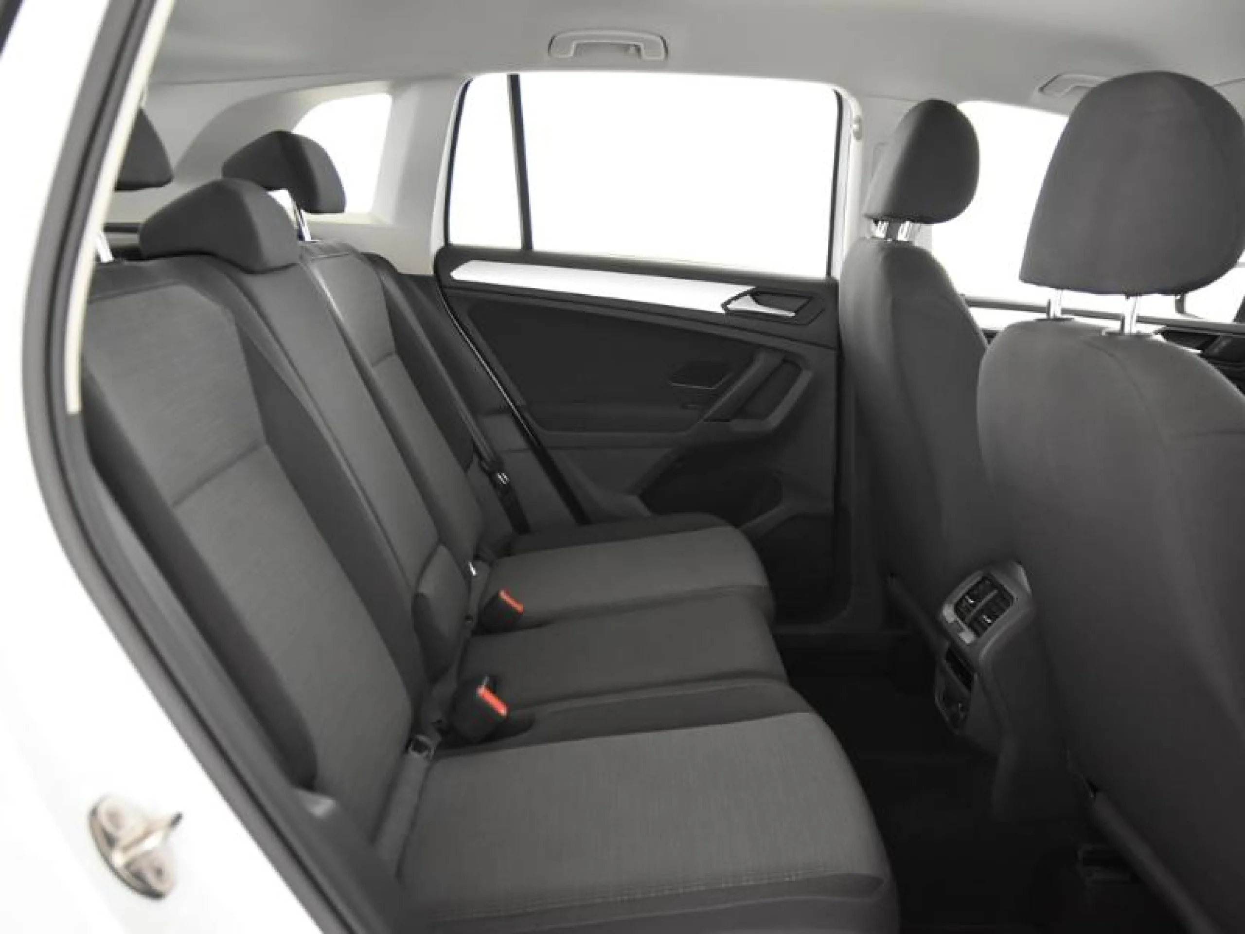 VOLKSWAGEN TIGUAN TIGUAN 2.0 TDI 90KW (122CV) - Foto 6